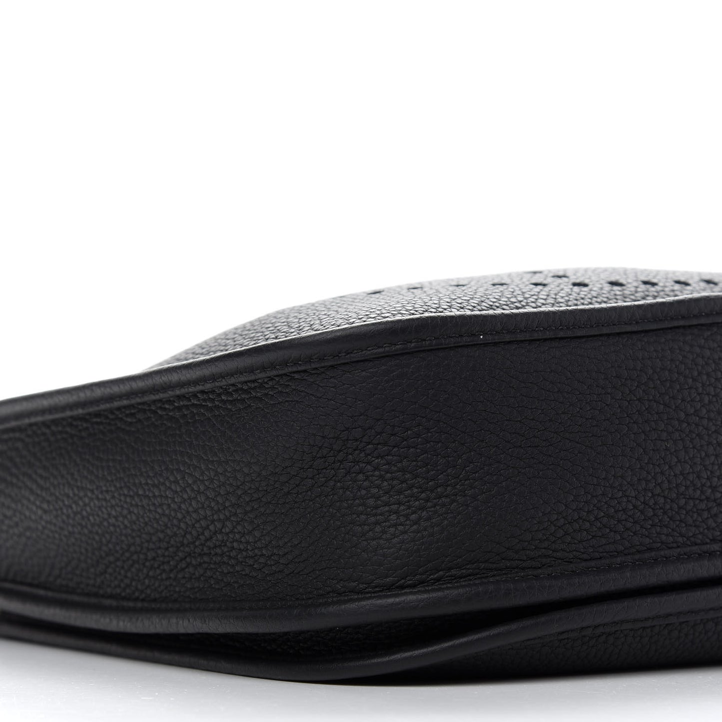 Taurillon Clemence Evelyne III PM Black