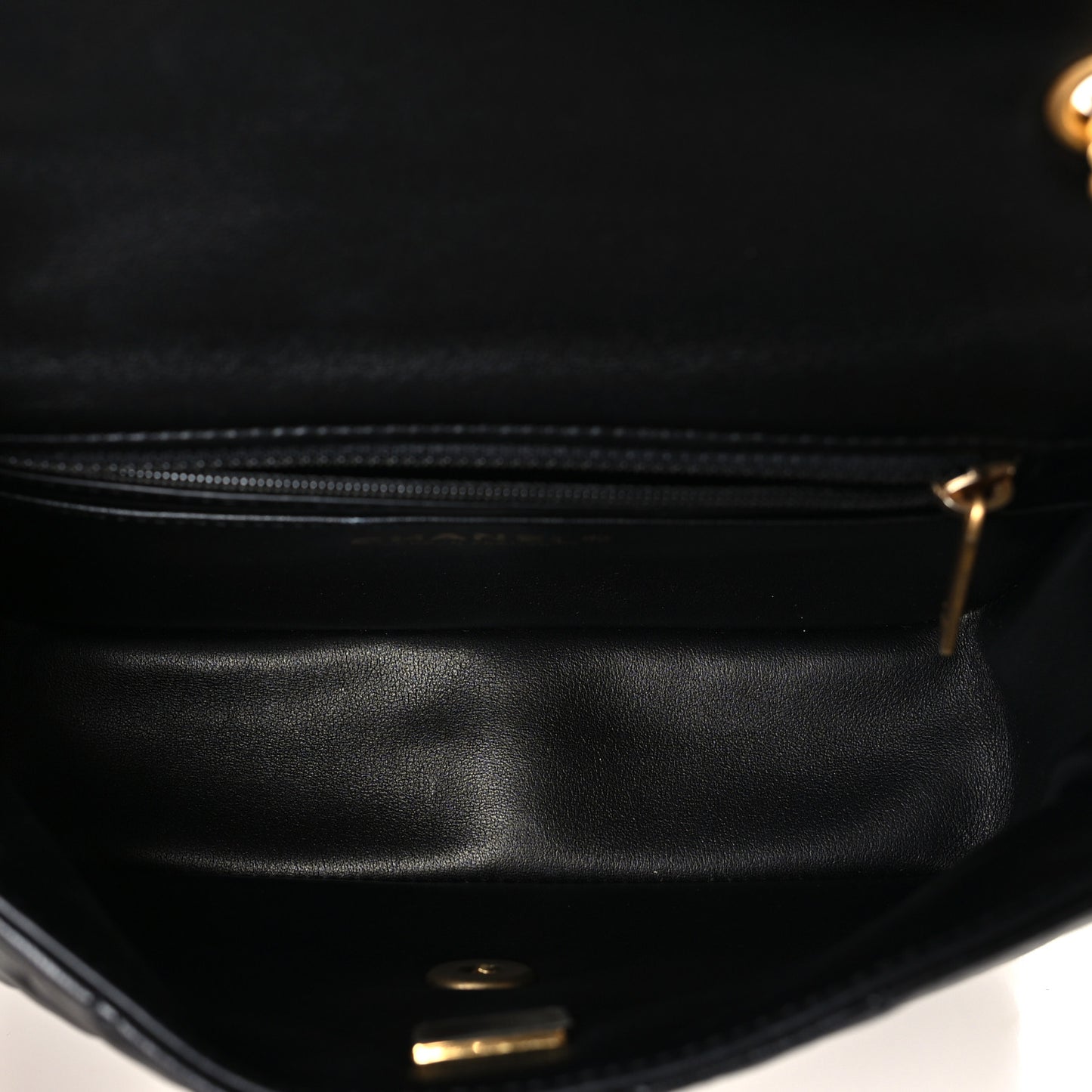 Lambskin Enamel Quilted Small Coco Hearts Square Flap Black
