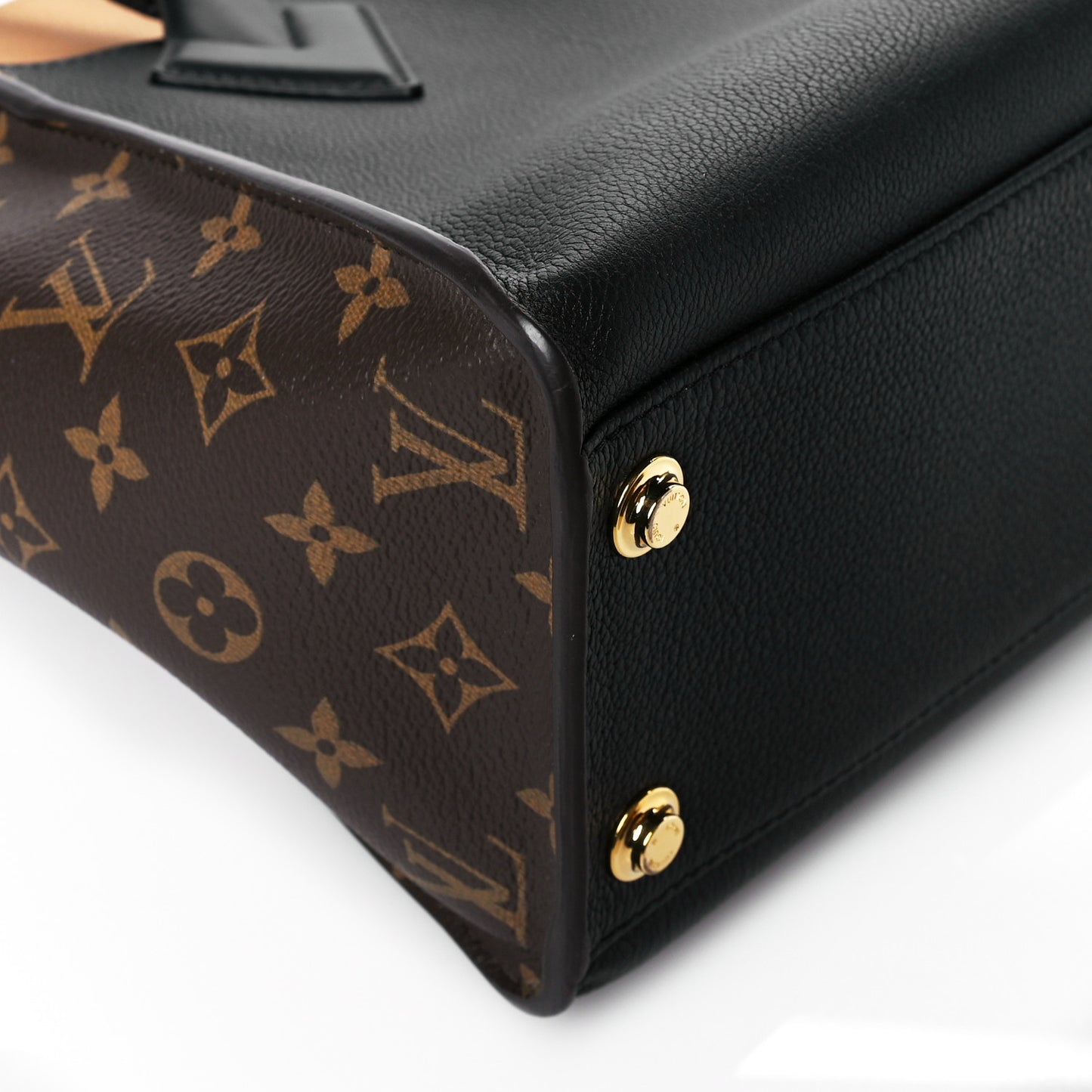 Calfskin Monogram On My Side Black