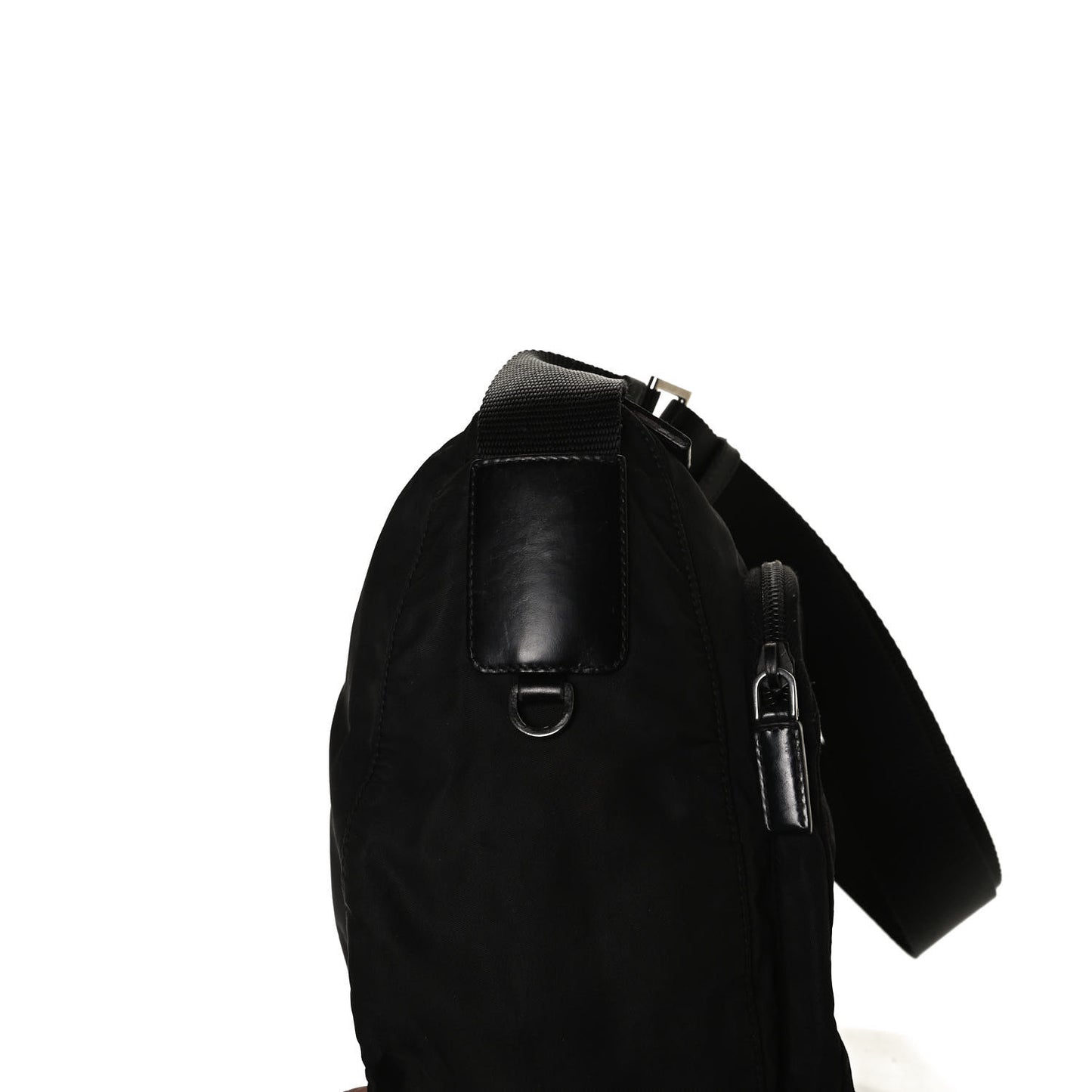 Nylon Vela Messenger Bag Black