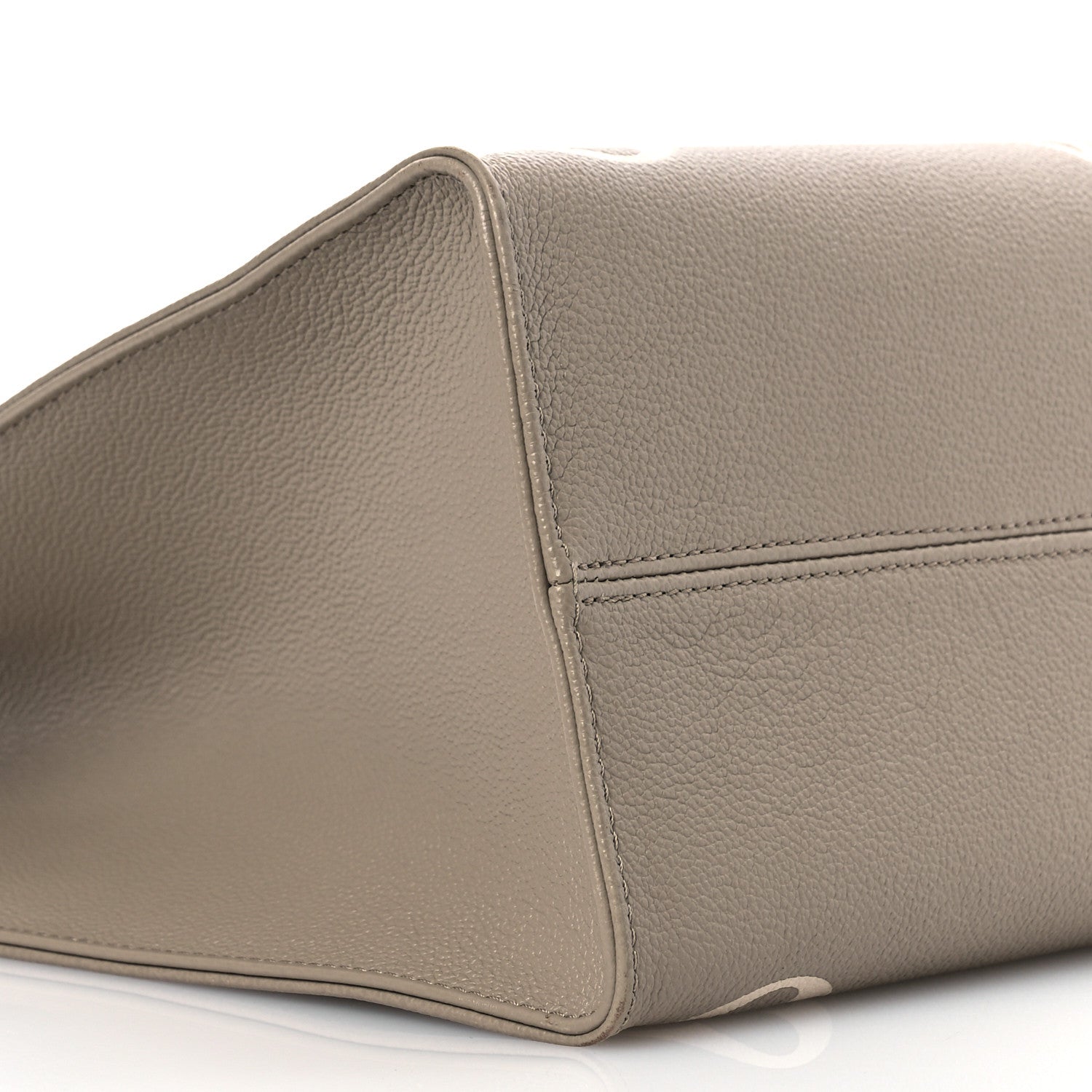 Louis Vuitton Empreinte Monogram Giant Onthego MM Tourterelle Creme 9 of 13
