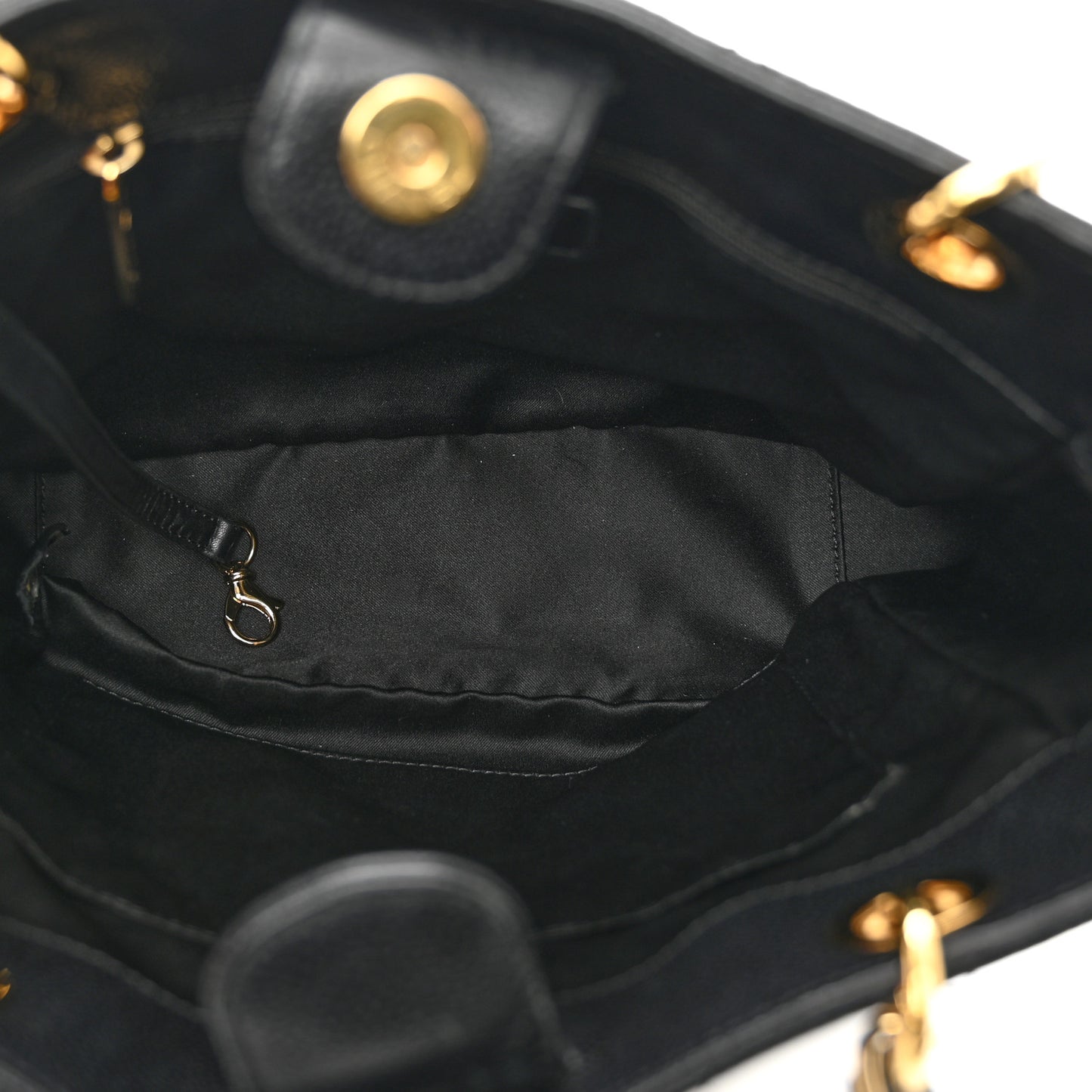 Caviar Quilted Petit Shopping Tote PST Black