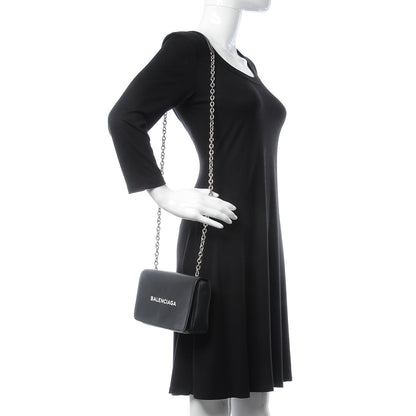 Balenciaga Pebbled Calfskin Everyday Chain Wallet Black 2 of 8