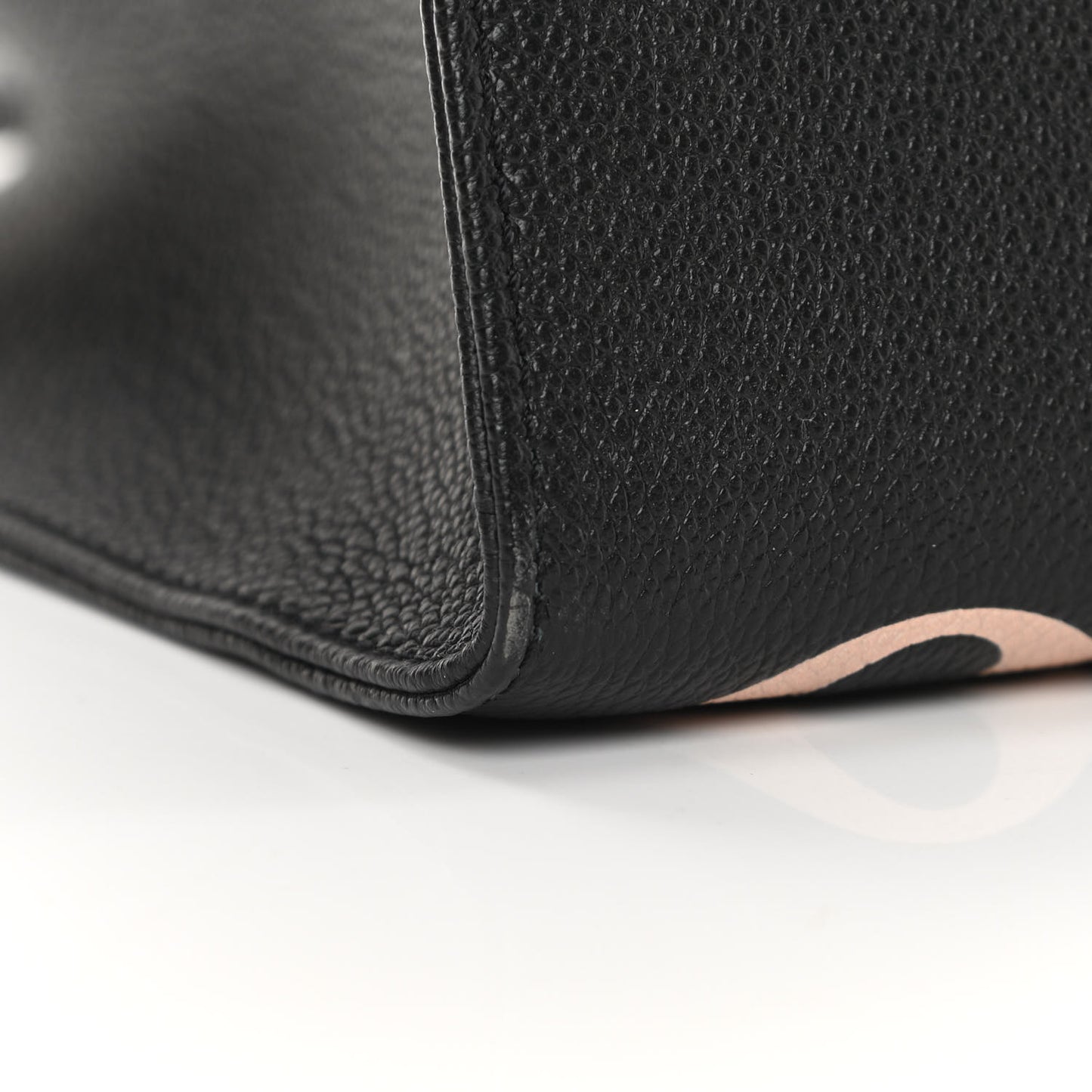 Empreinte Monogram Giant Onthego MM Black Beige