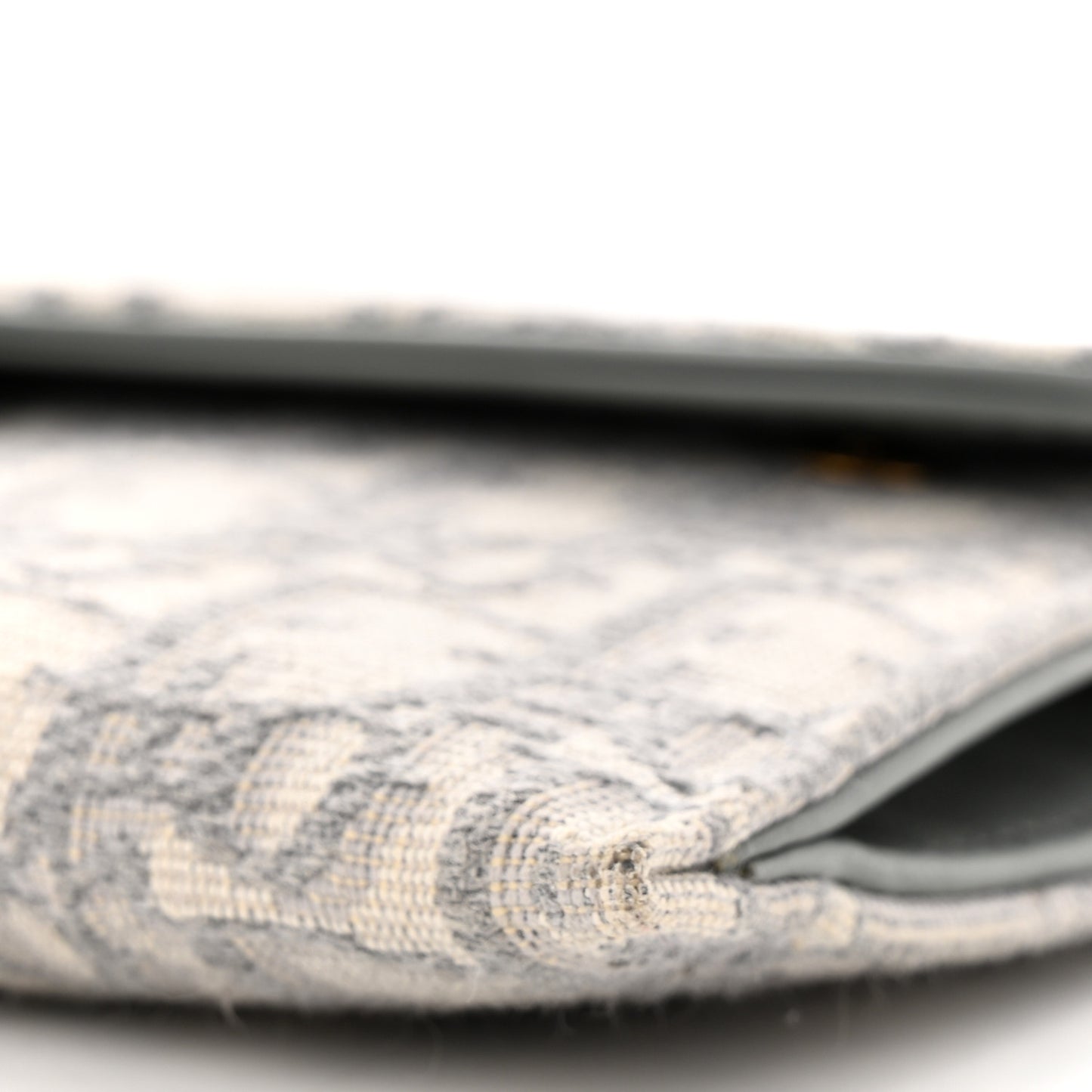 Oblique Saddle Chain Long Wallet Grey