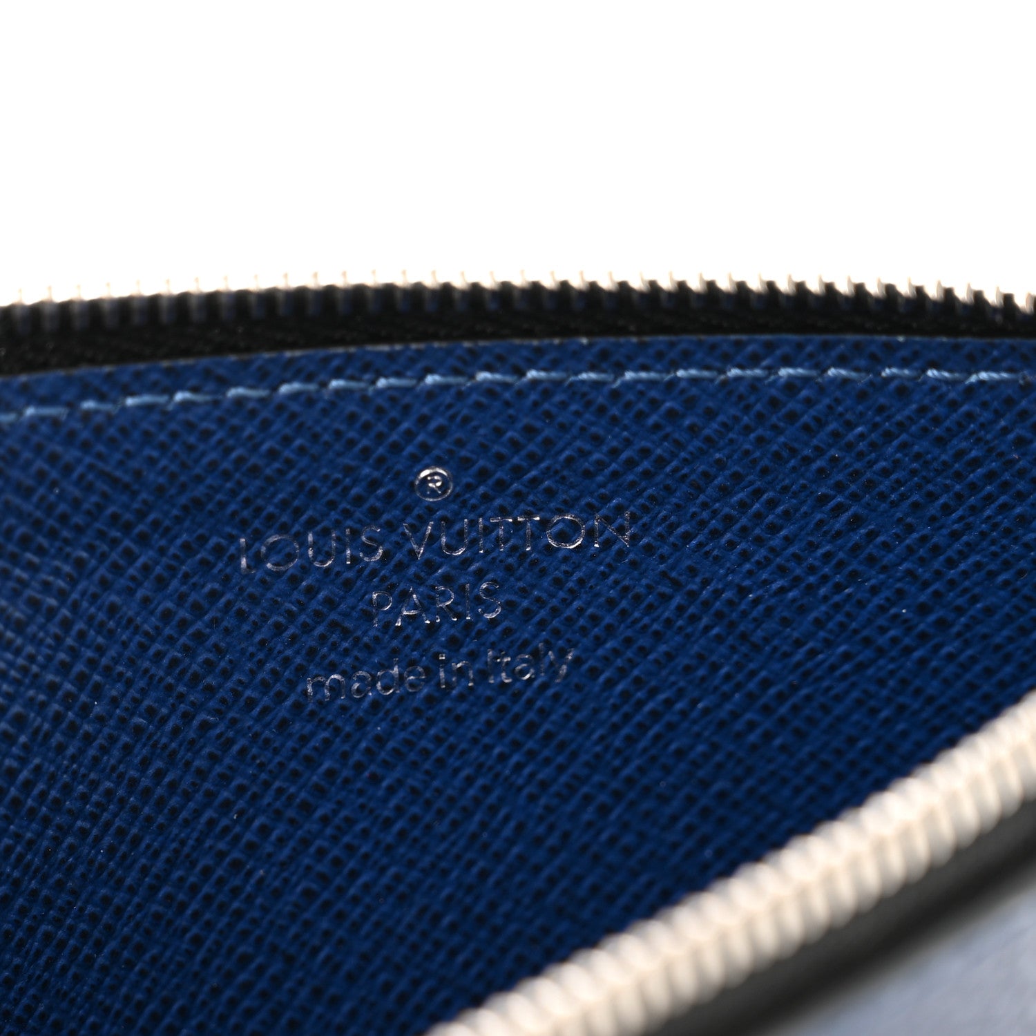 Louis Vuitton Monogram Taiga Coin Card Holder Cobalt 6 of 8