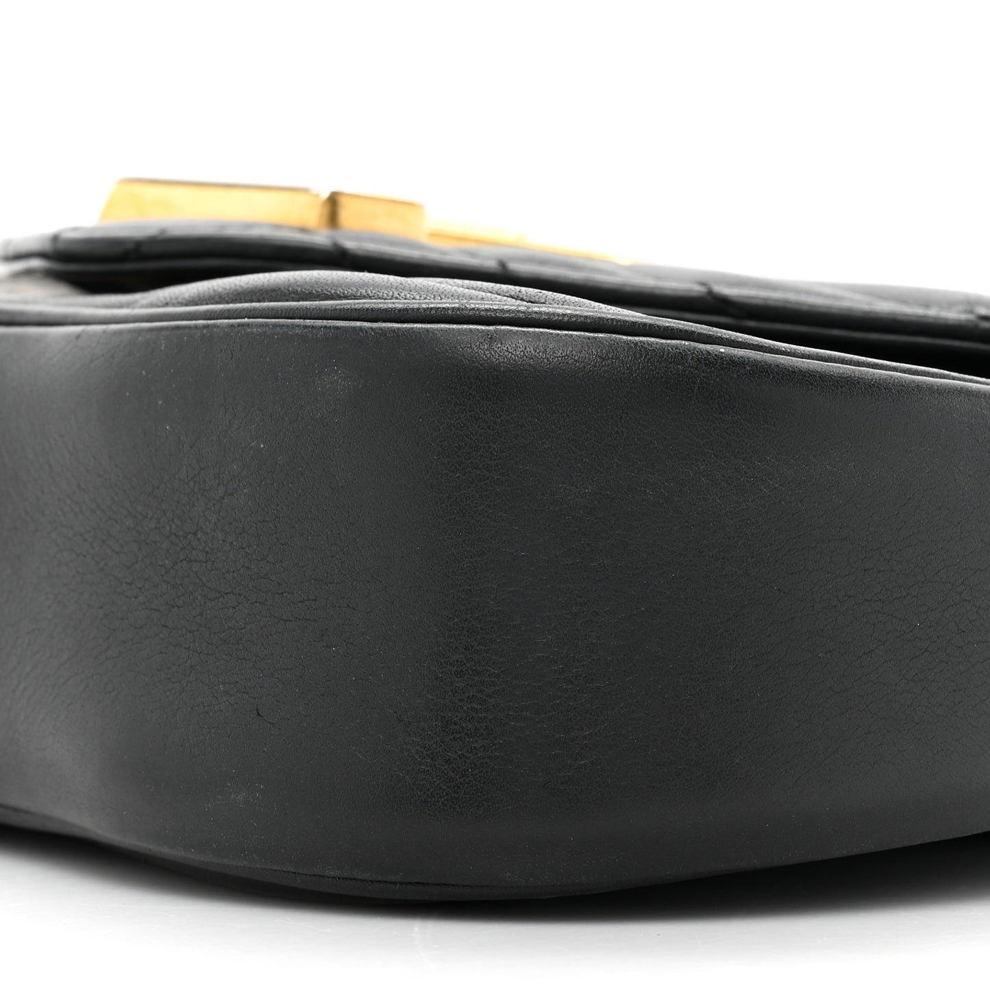 Calfskin New Wave Chain MM Black