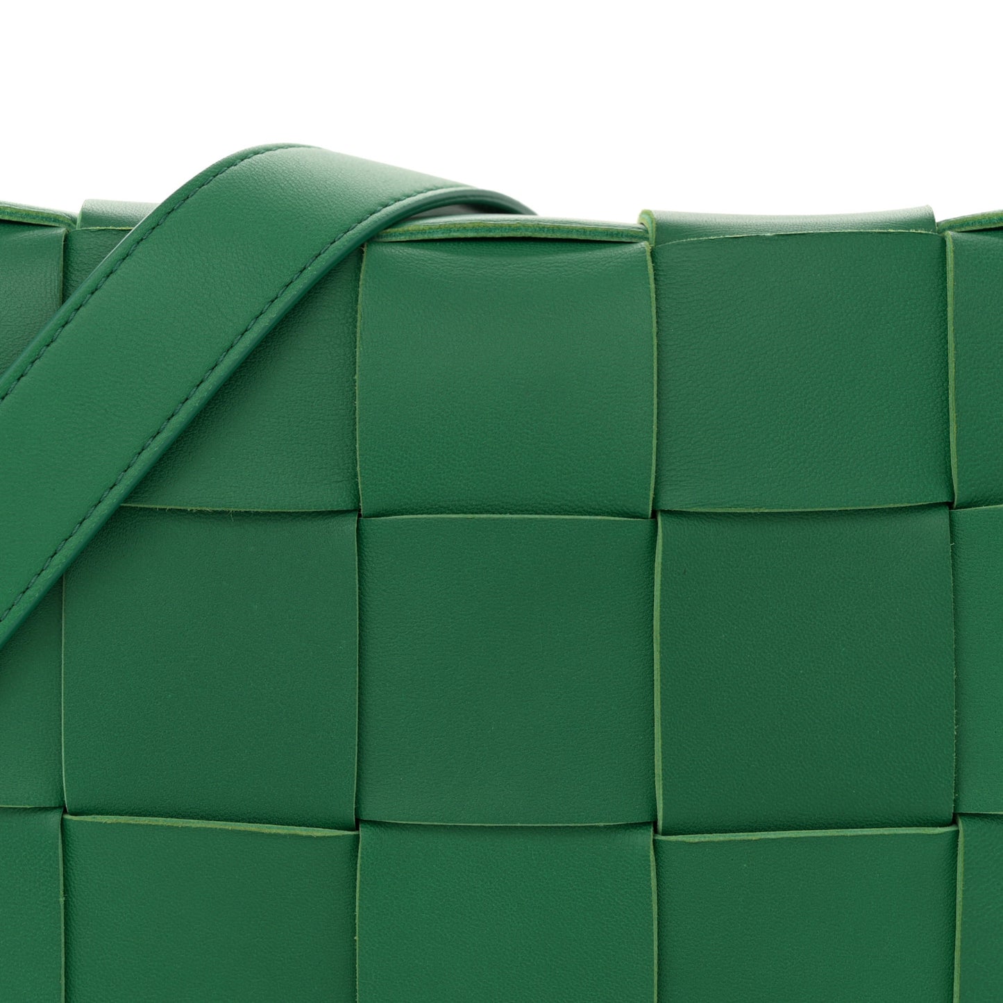 Lambskin Maxi Intrecciato Cassette Crossbody Bag Racing Green