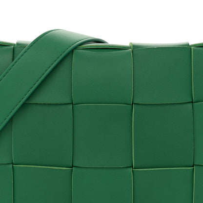 Bottega Veneta Lambskin Maxi Intrecciato Cassette Crossbody Bag Racing Green 7 of 9