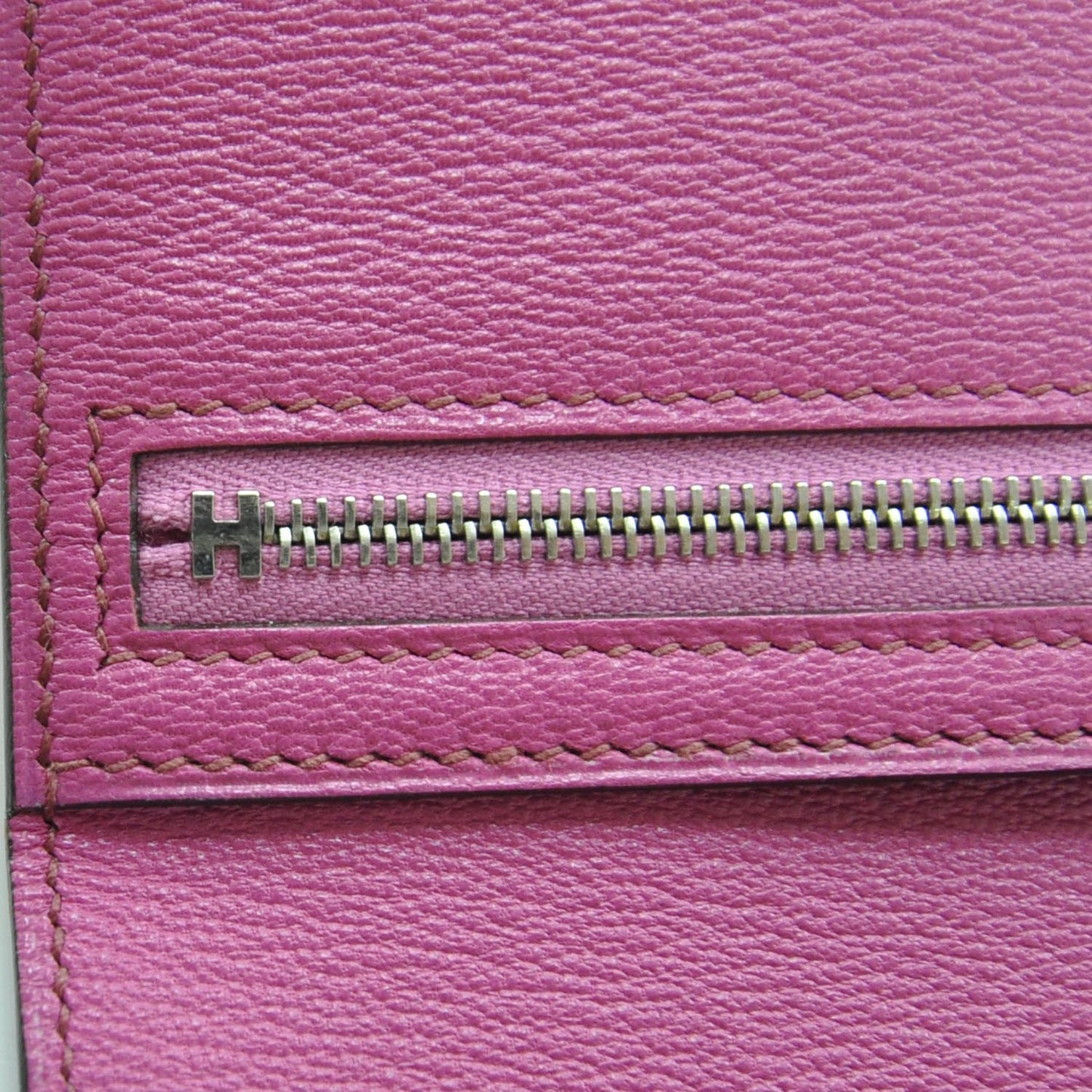 Shiny Alligator Bearn H Wallet Fuchsia