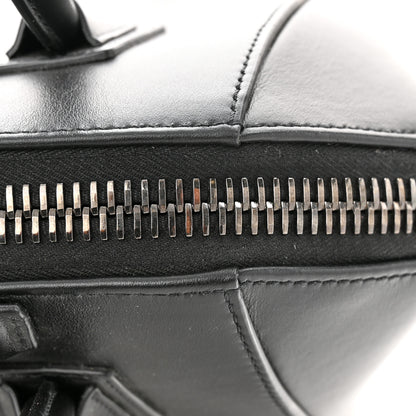 Givenchy Smooth Calfskin Chains Small Antigona Black 11 of 12