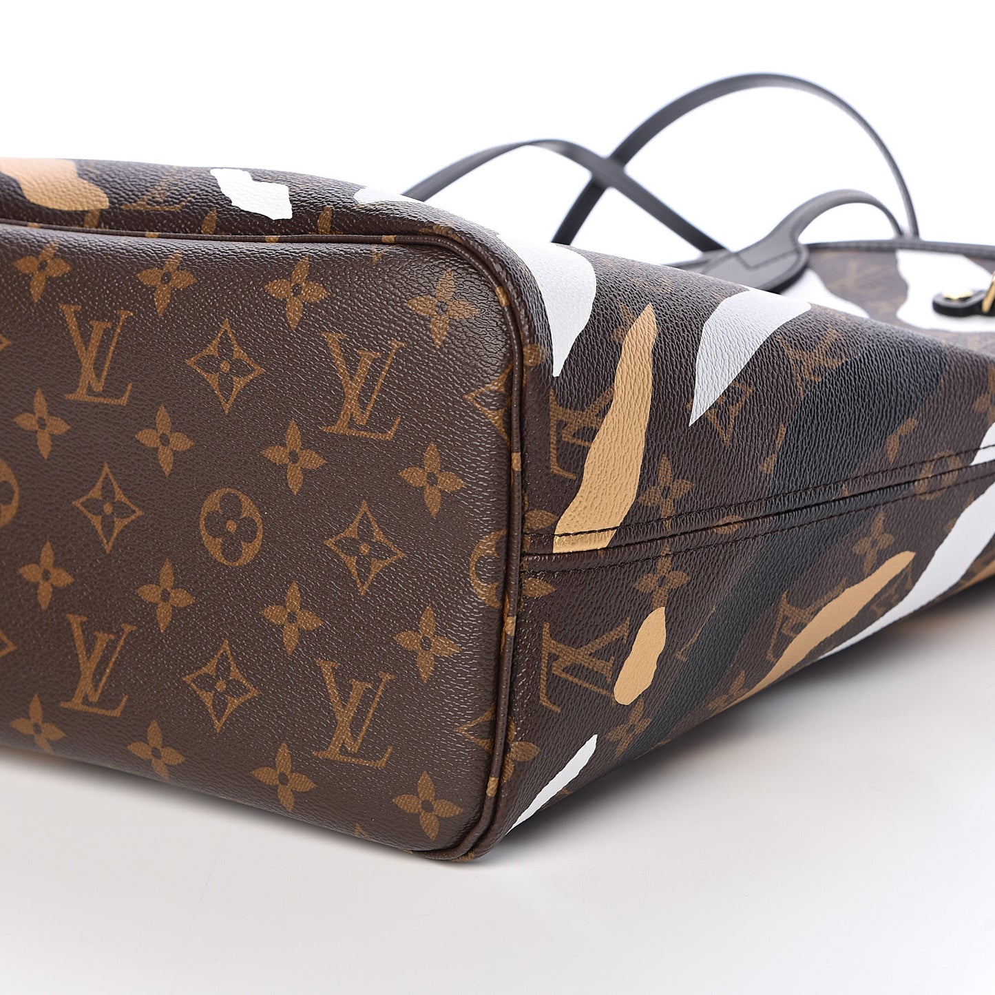 X LOL Monogram Neverfull MM Gold Silver