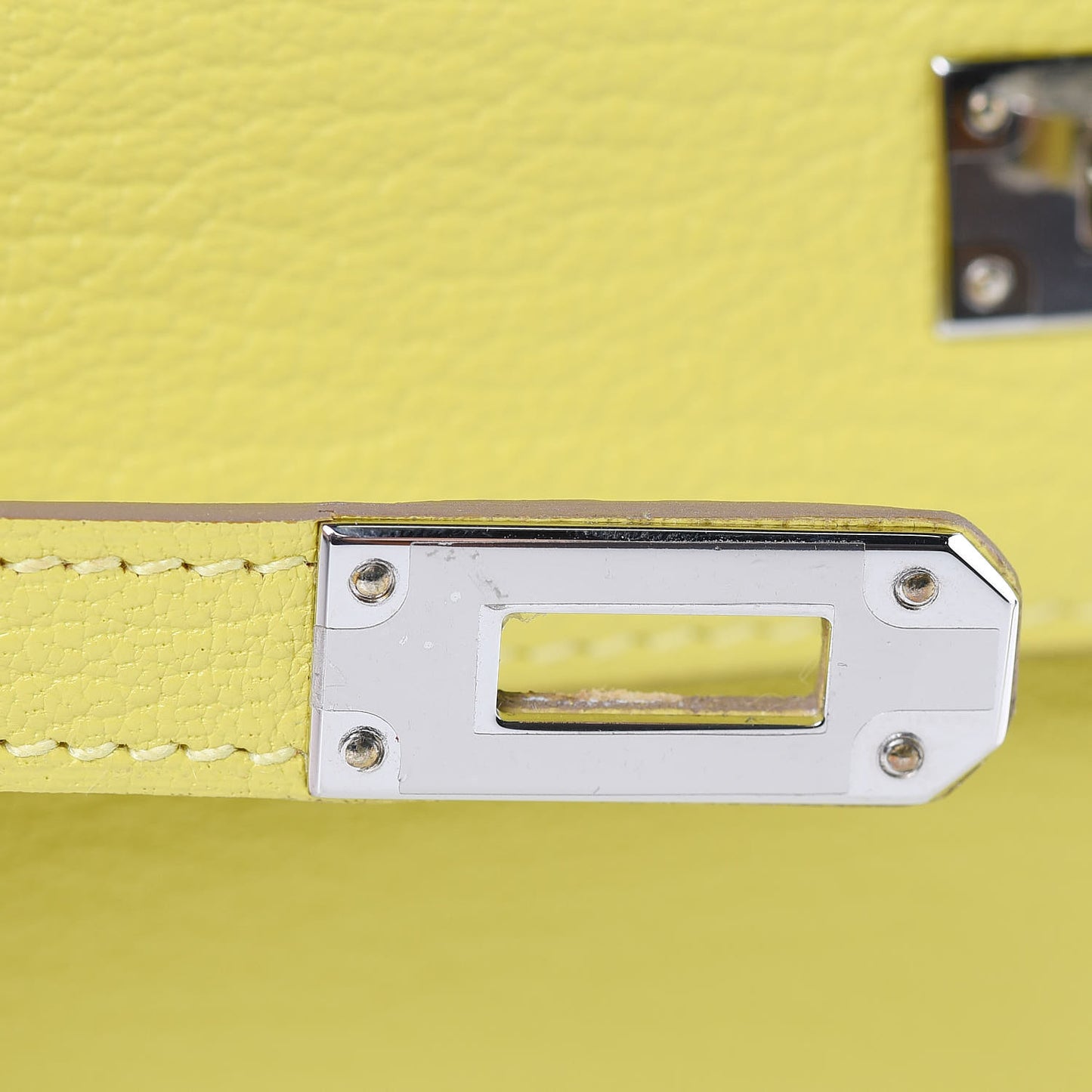 Chevre Mysore Kelly Longue Wallet Lime