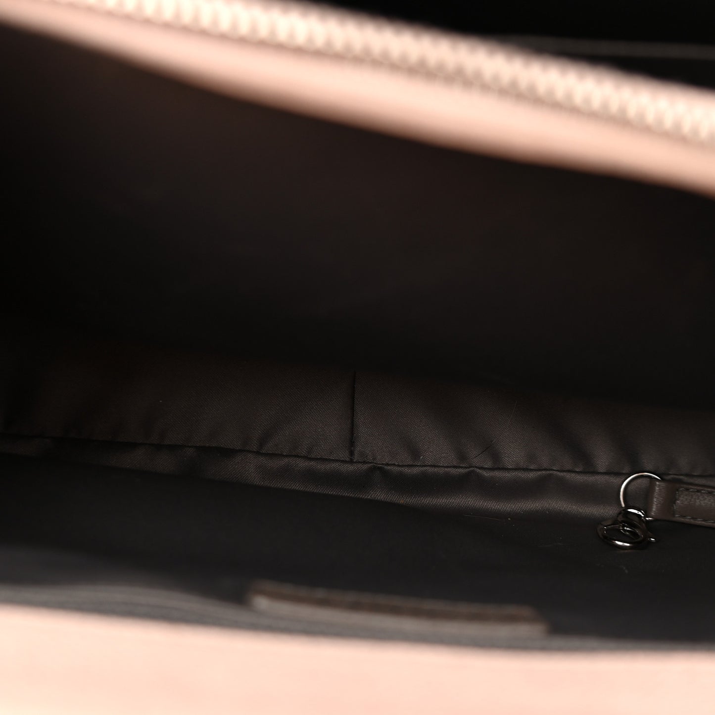 Caviar Quilted Grand Shopping Tote GST Light Pink