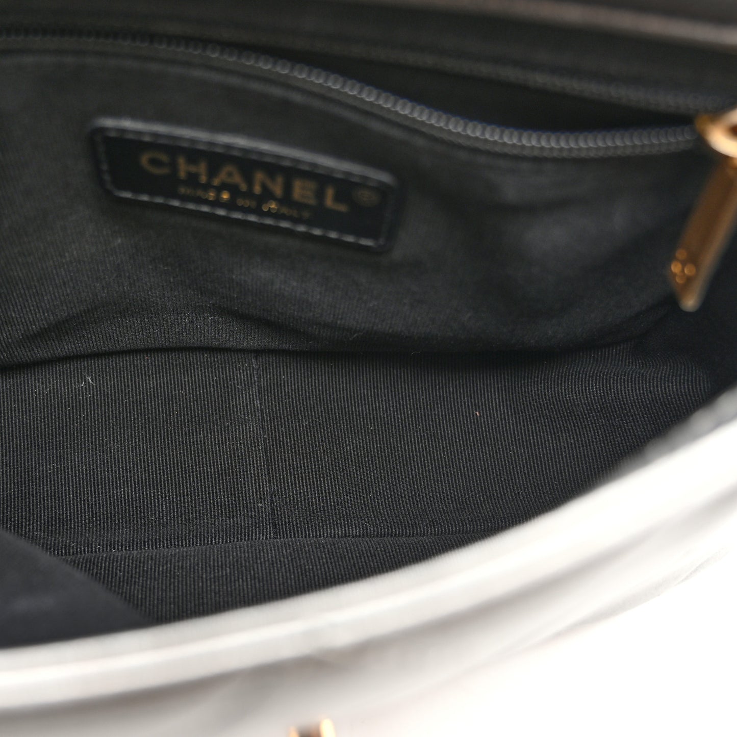Metallic Lambskin Quilted Small Side Note Flap Grey
