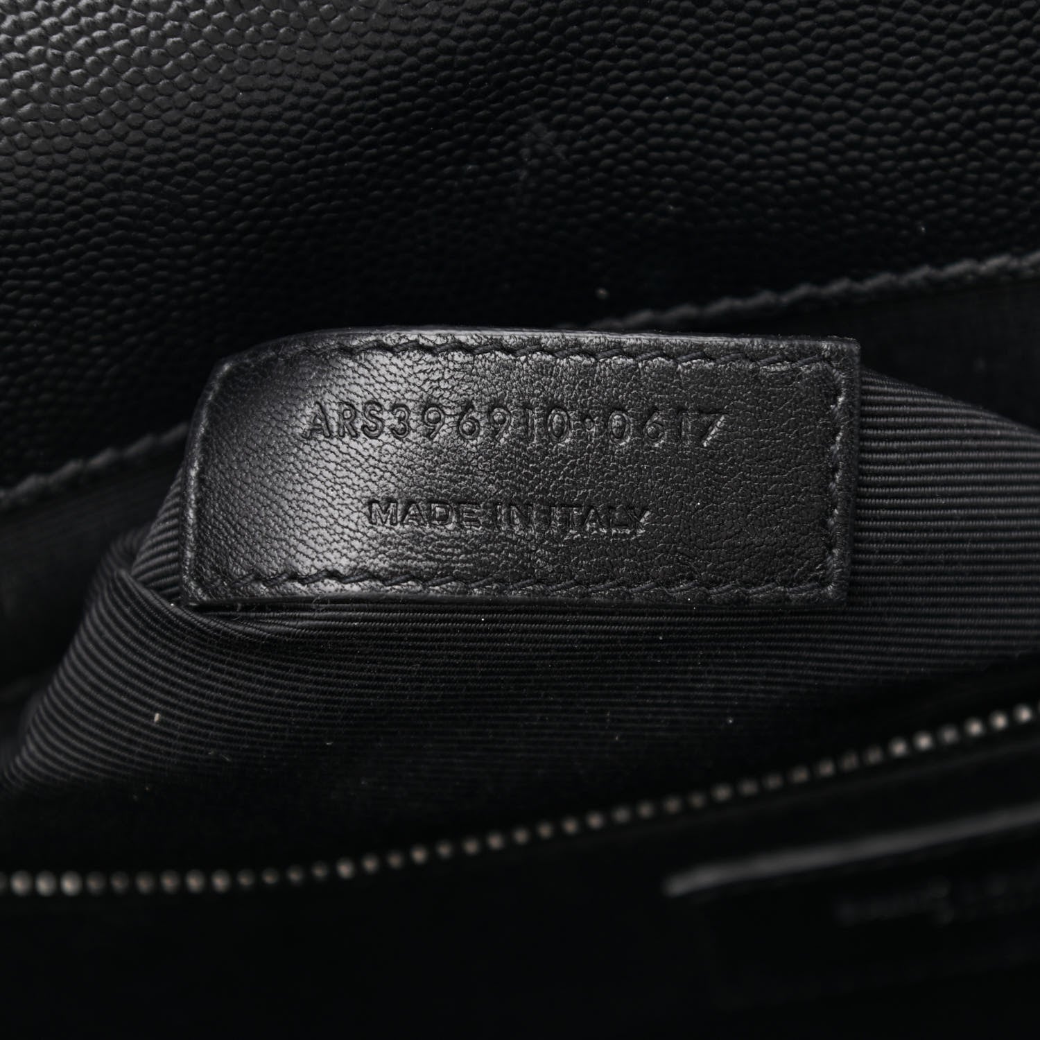 Saint Laurent Grain De Poudre Textured Mixed Matelasse Large Triquilt Monogram Monochrome Satchel Black 7 of 11