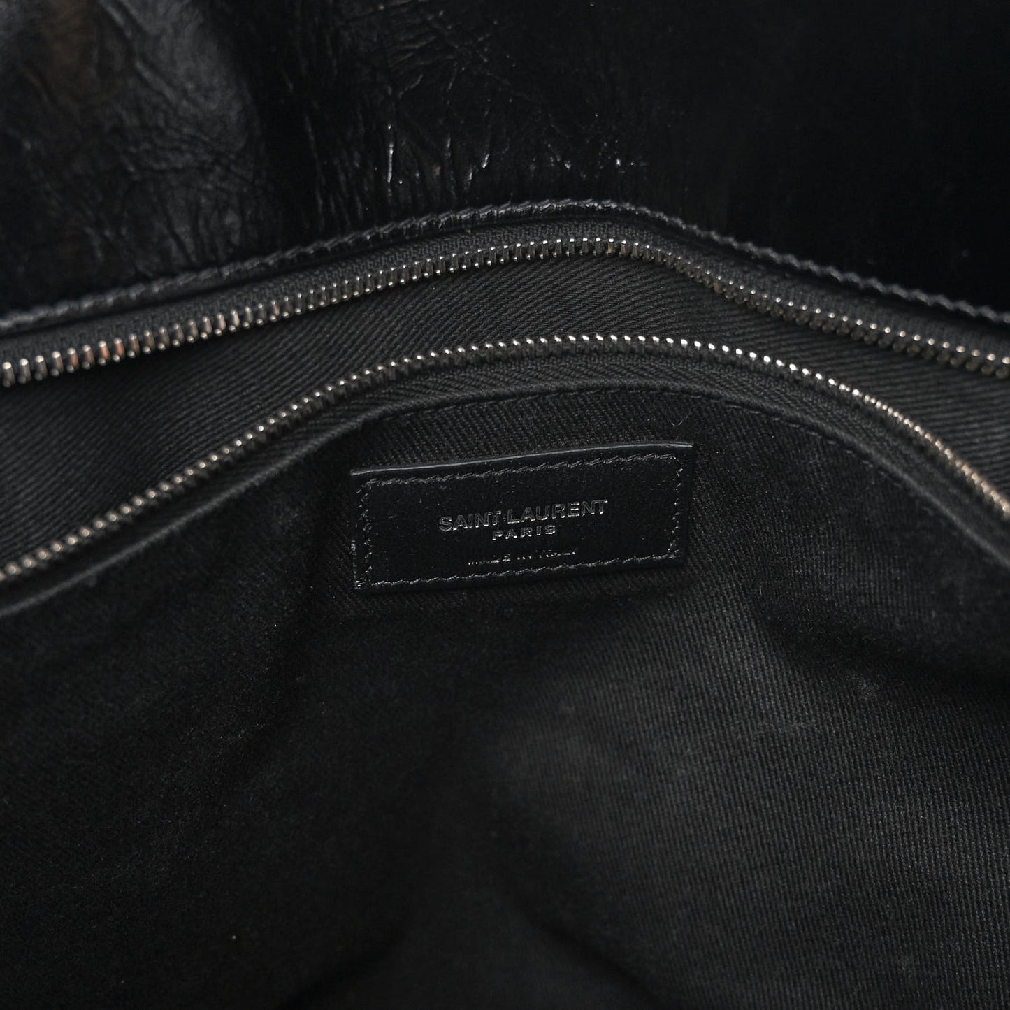 Cracked Shiny Calfskin Souple 36H Sac De Jour Duffle Black