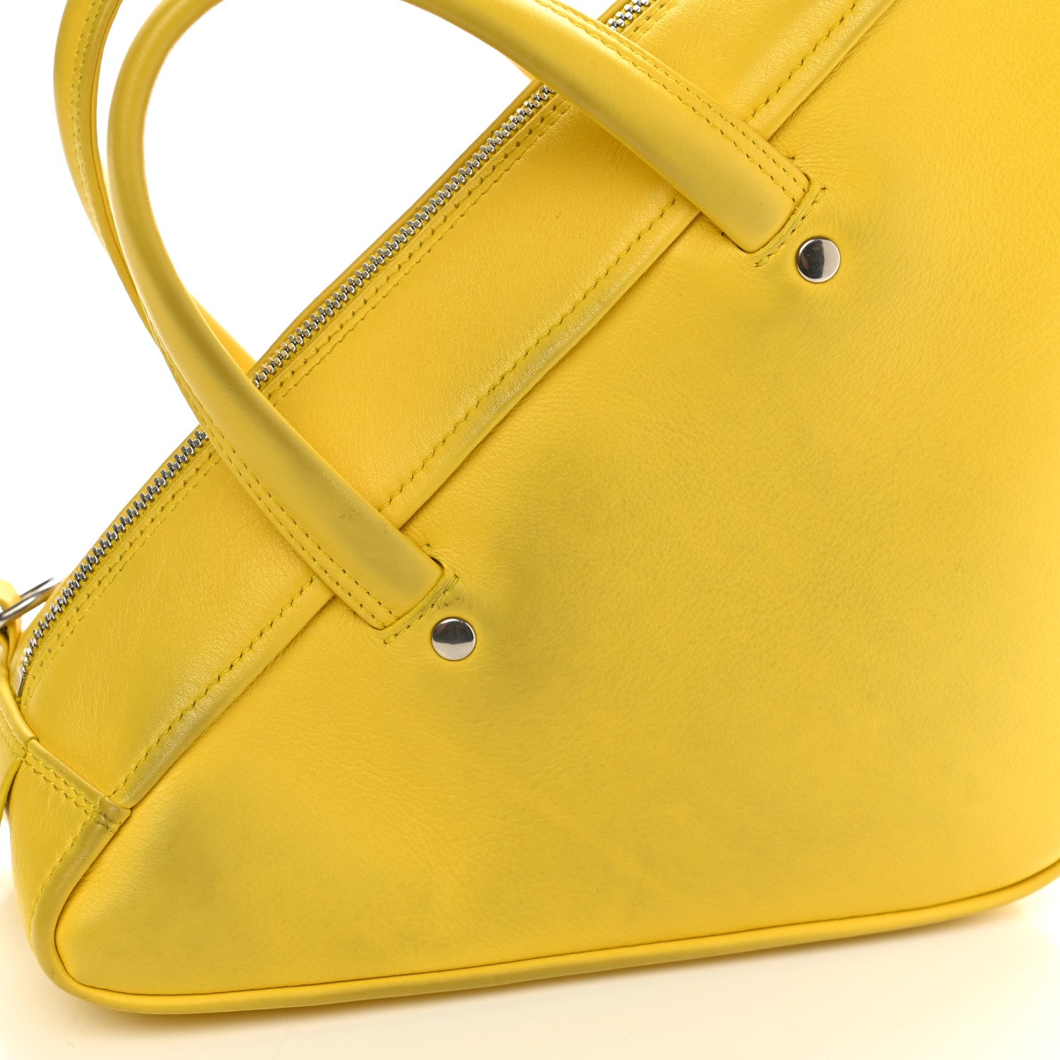 Balenciaga Shiny Day Calfskin Logo S Triangle Duffle Jaune Black 24 of 25