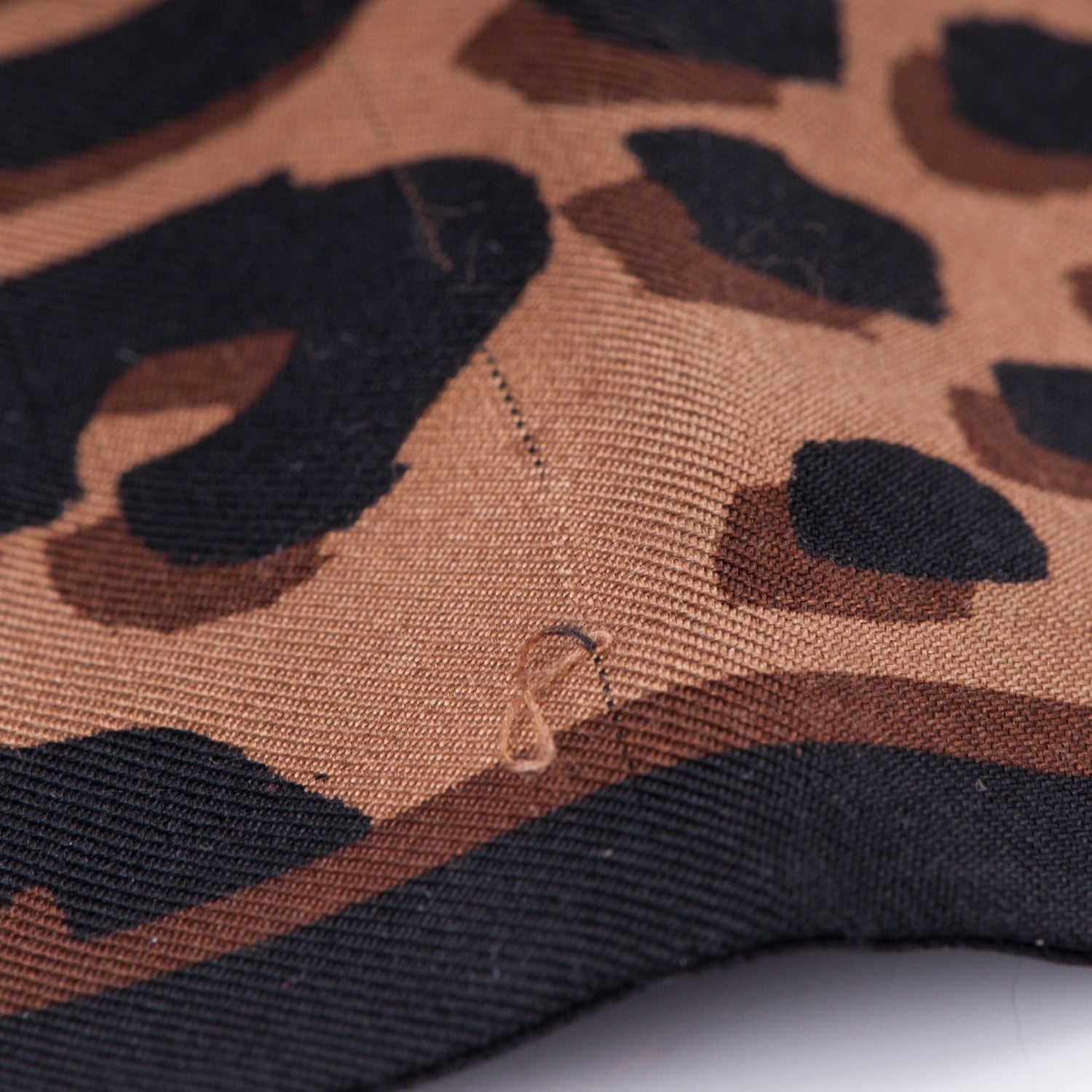 Louis Vuitton Silk Leopard Bandeau Scarf Marron 7 of 8