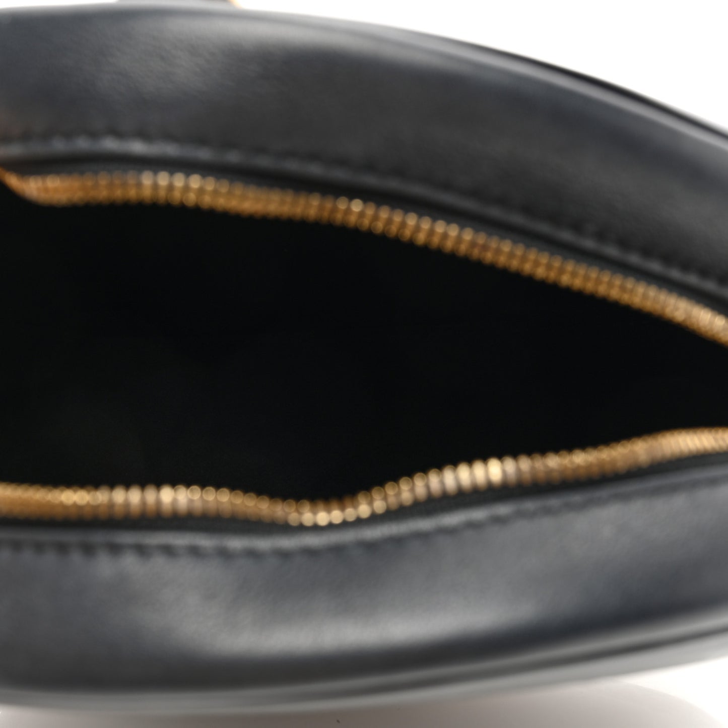 Vernis Boite Chapeau Souple MM Black