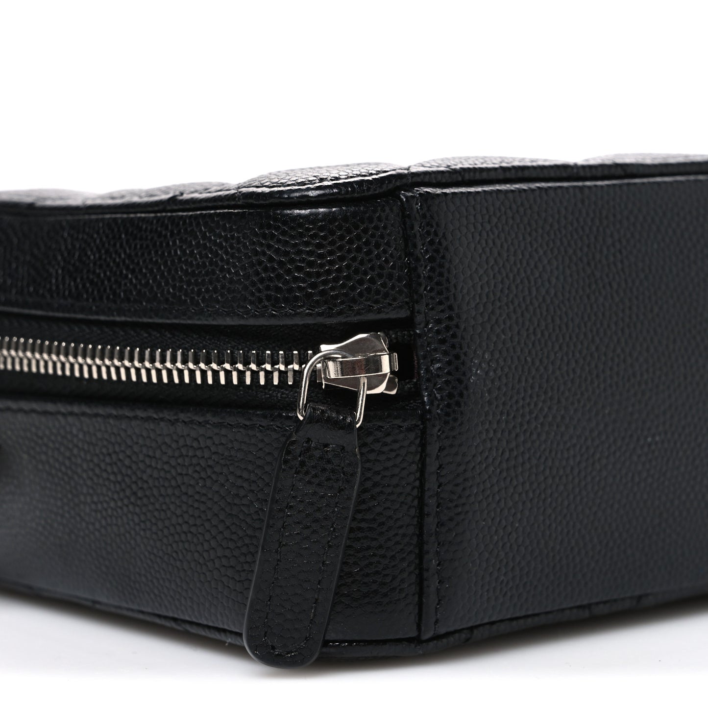 Caviar Quilted CC Vanity Case With Chain Black