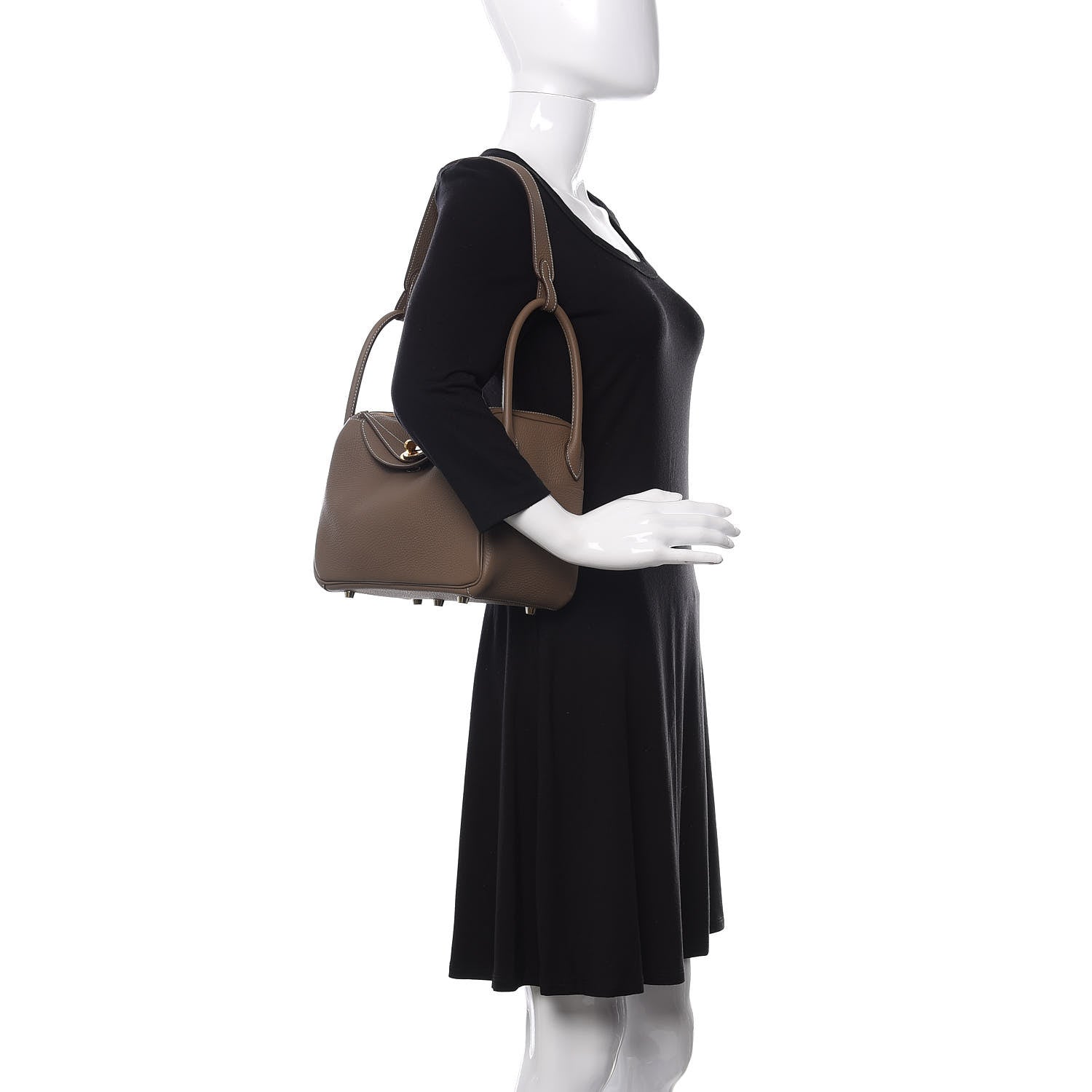 Hermes Taurillon Clemence Lindy 26 Etoupe 2 of 10