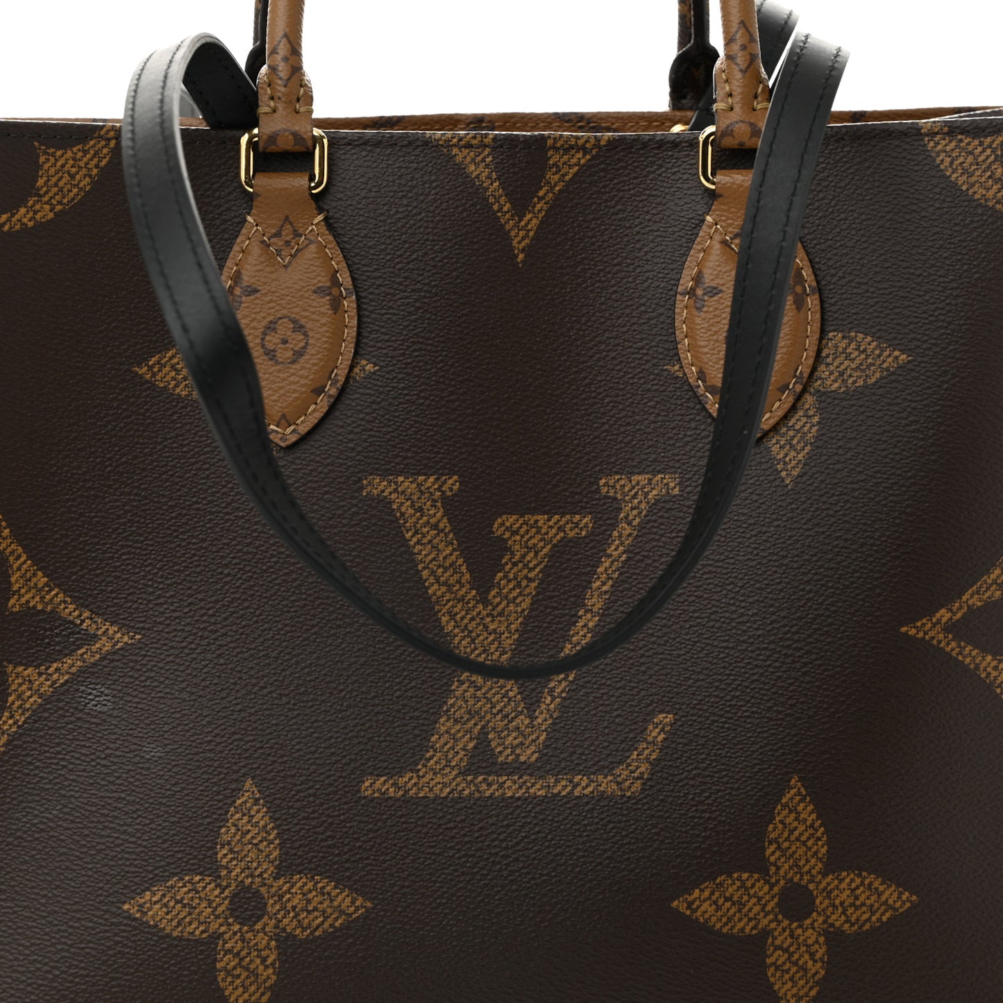 Reverse Monogram Giant Onthego MM