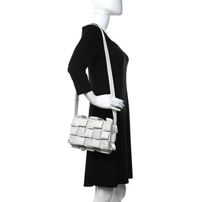 Bottega Veneta Nappa Maxi Intrecciato Fringed Cassette Crossbody Bag White 2 of 10