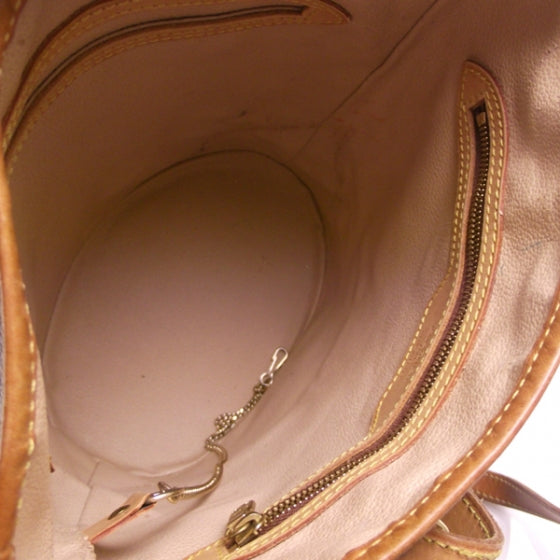 Monogram Petit Bucket 23