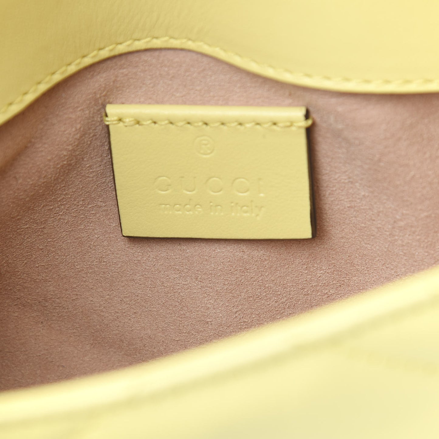 Calfskin Matelasse Super Mini GG Marmont Shoulder Bag Banana