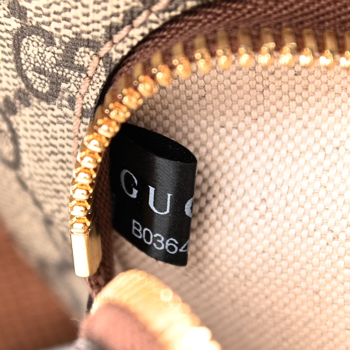 GG Supreme Monogram Textured Calfskin Retro Interlocking G Belt Bag Beige Ebony Brown Sugar
