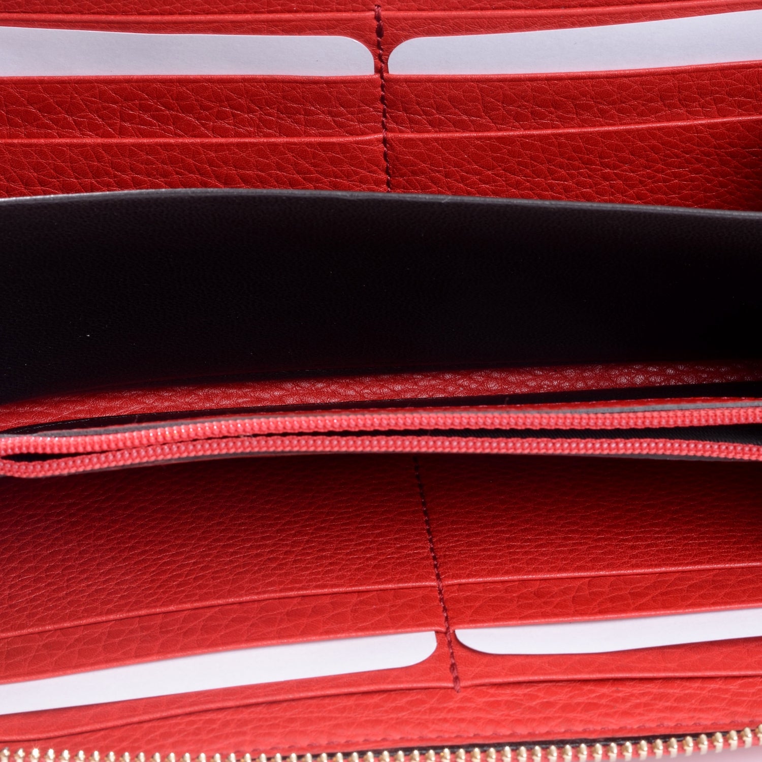 Gucci Pebbled Calfskin Soho Zip Around Wallet Red 4 of 6