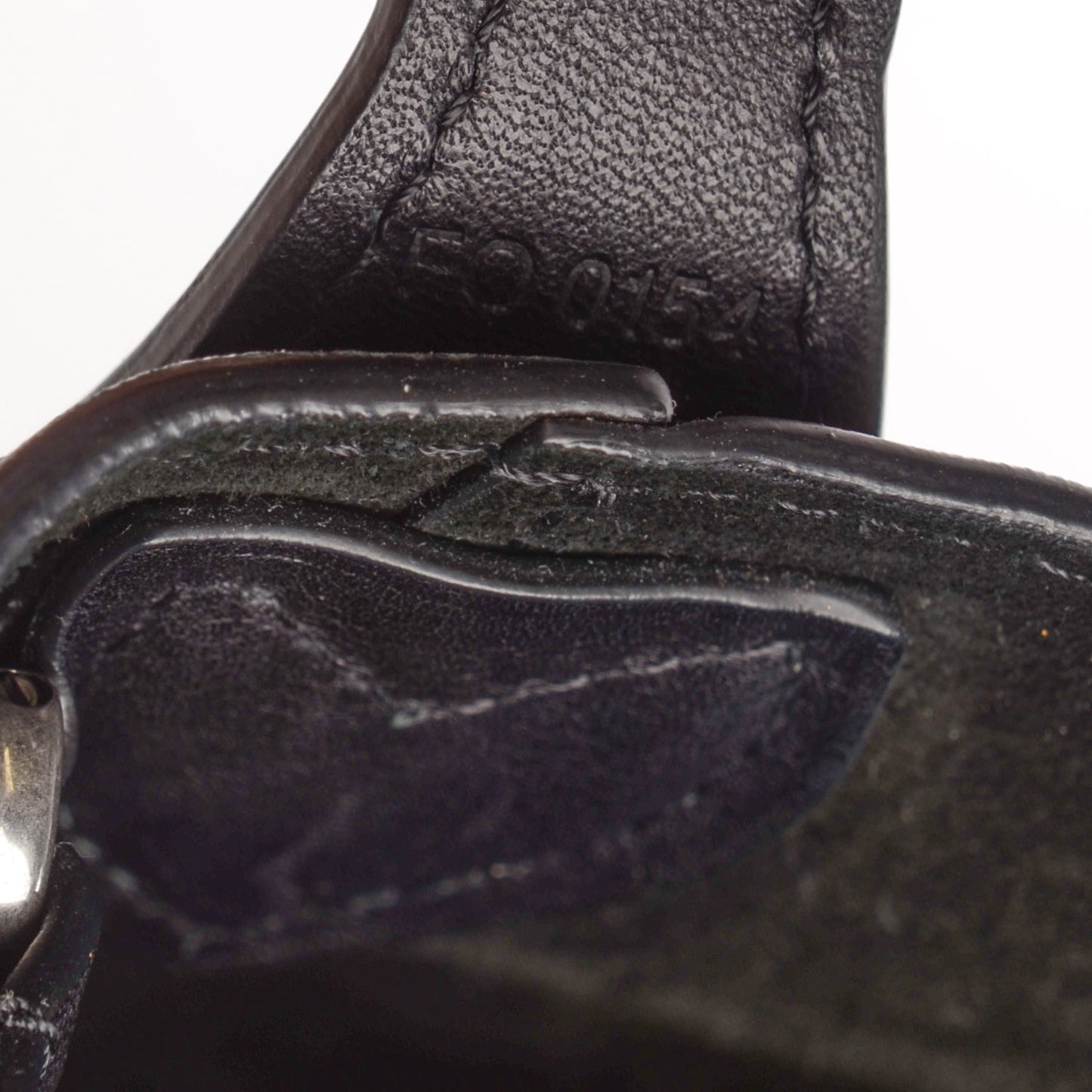 Smooth Calfskin NN14 Cuir Nuance GM Black