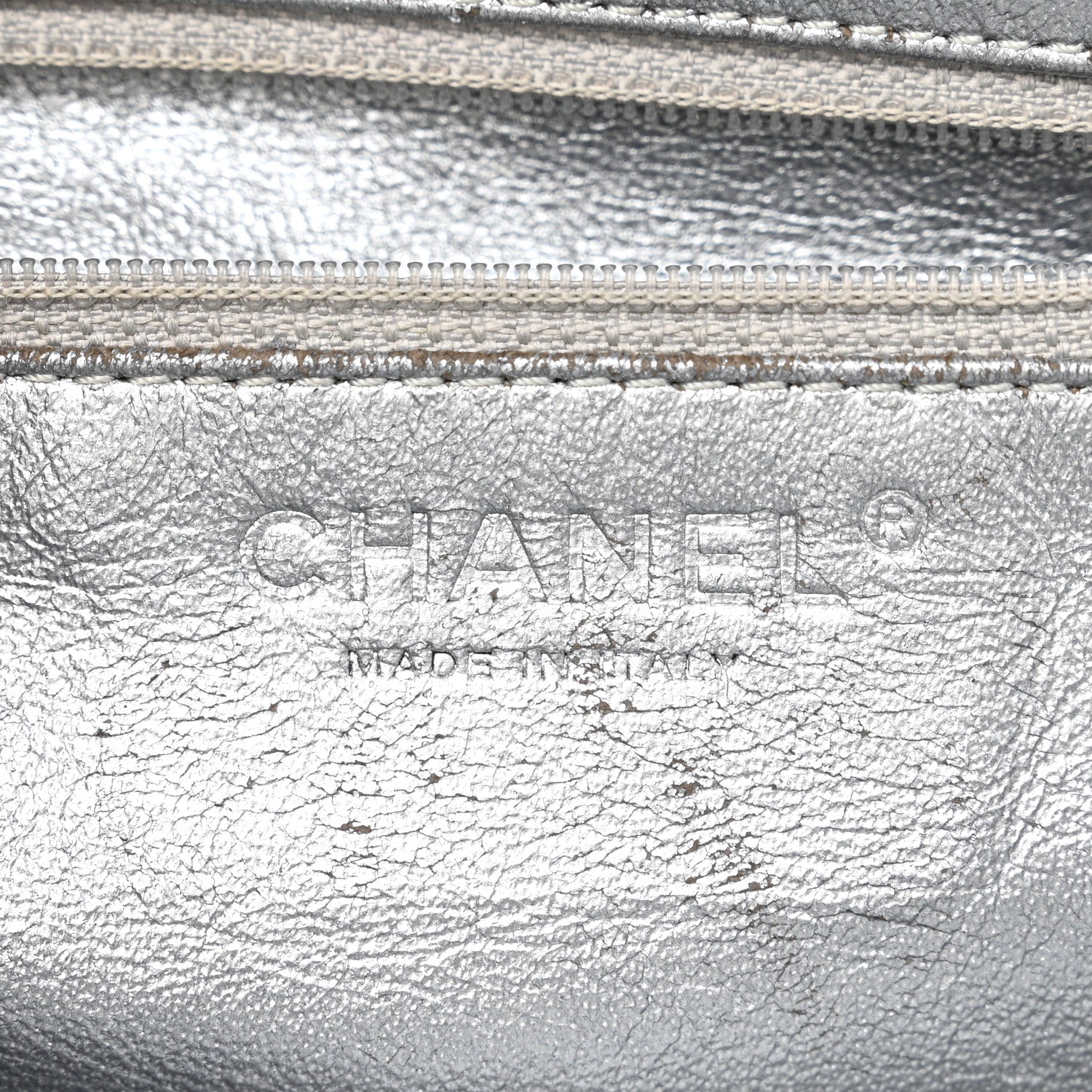 Chanel Patent Calfskin Small Luxe Ligne Tote Black 8 of 15