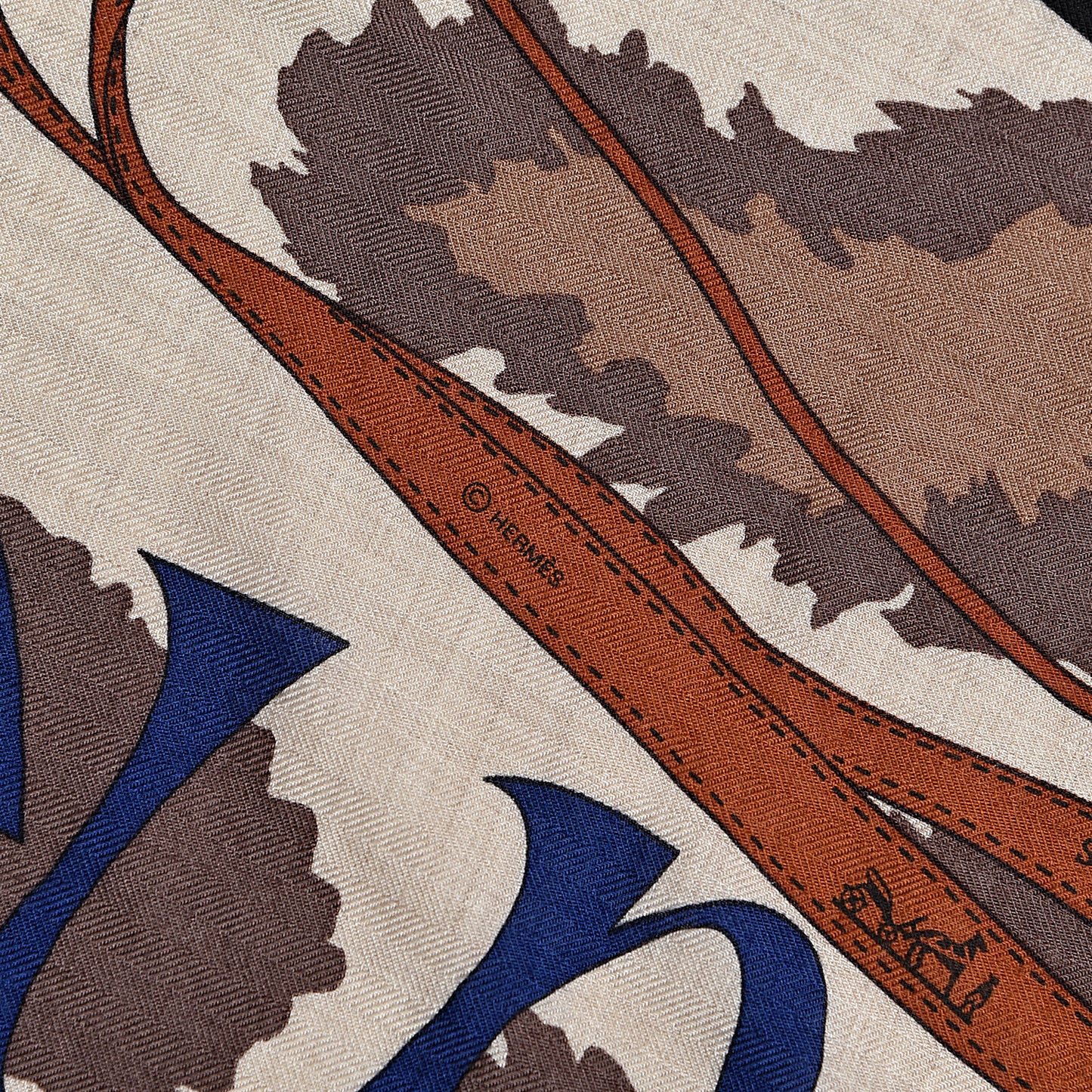 Cashmere Silk Monsieur et Madame Shawl 140 Bleu Royal Black Naturel