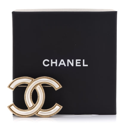 Chanel Pearl CC Brooch Gold Pearly White 5 of 5