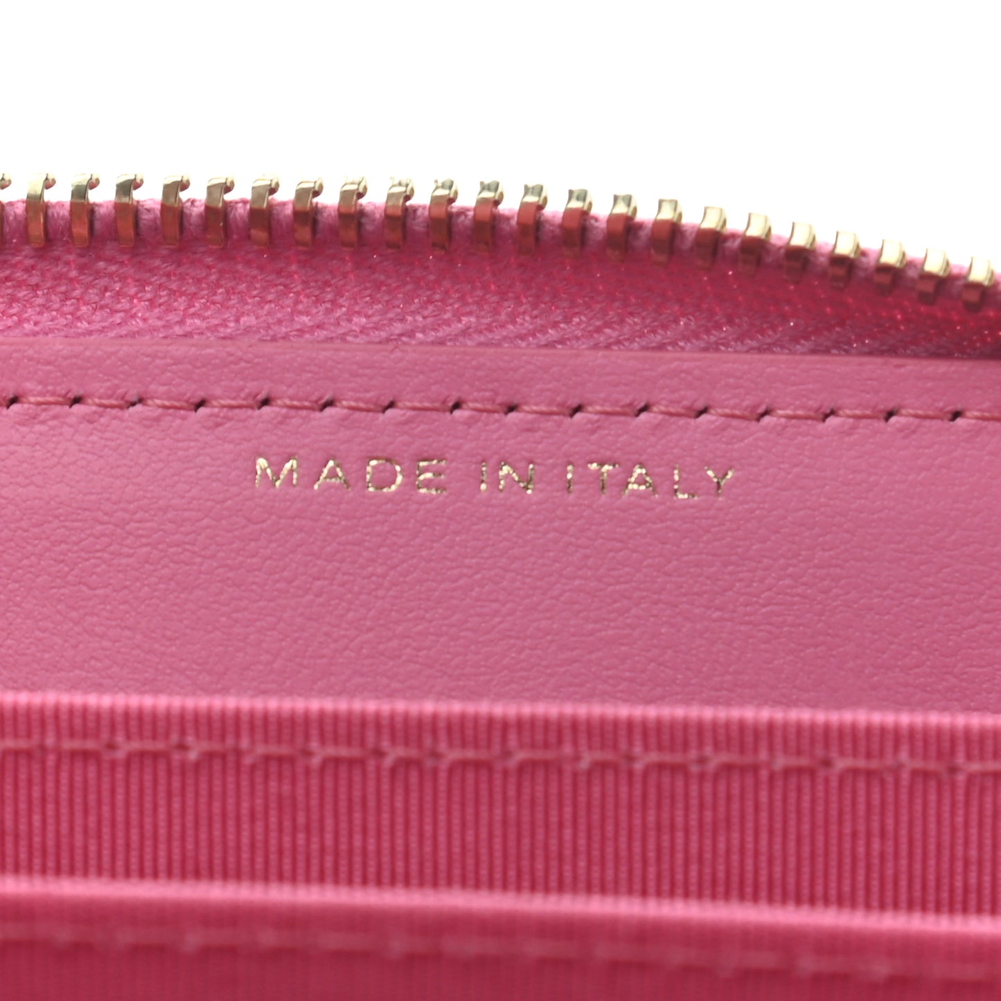 Caviar Quilted Zip Coin Purse Pink