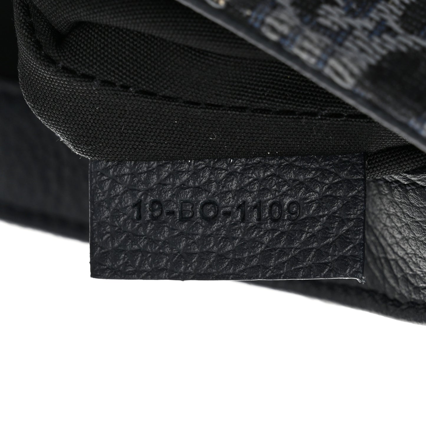 Oblique Saddle Messenger Pouch Blue Black