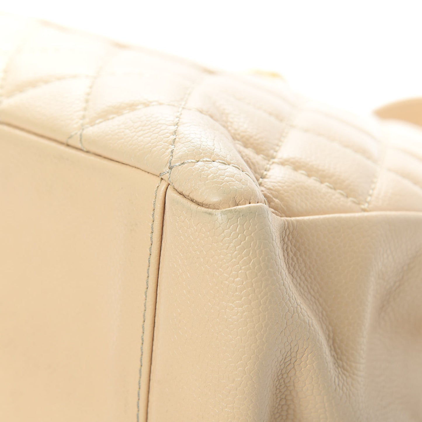 Caviar Quilted Grand Shopping Tote GST Beige Clair