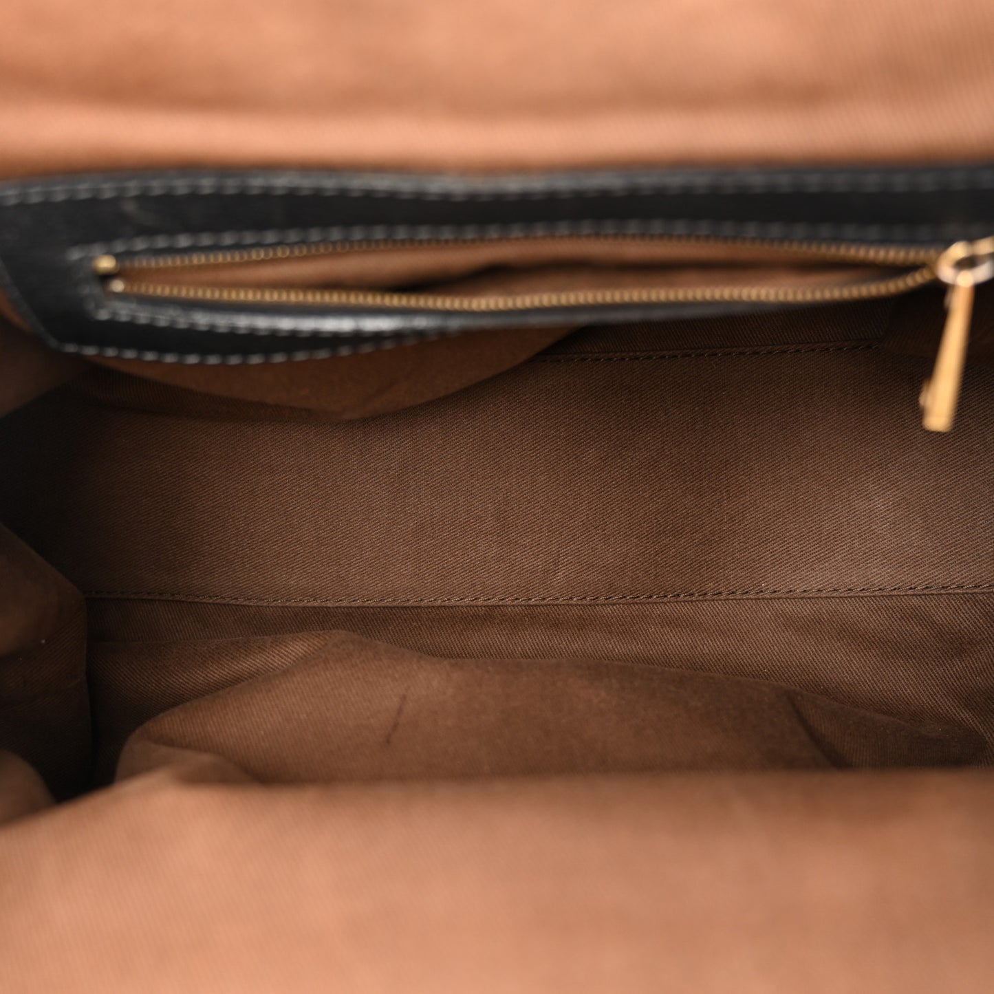 Calfskin Quilted Stam Black