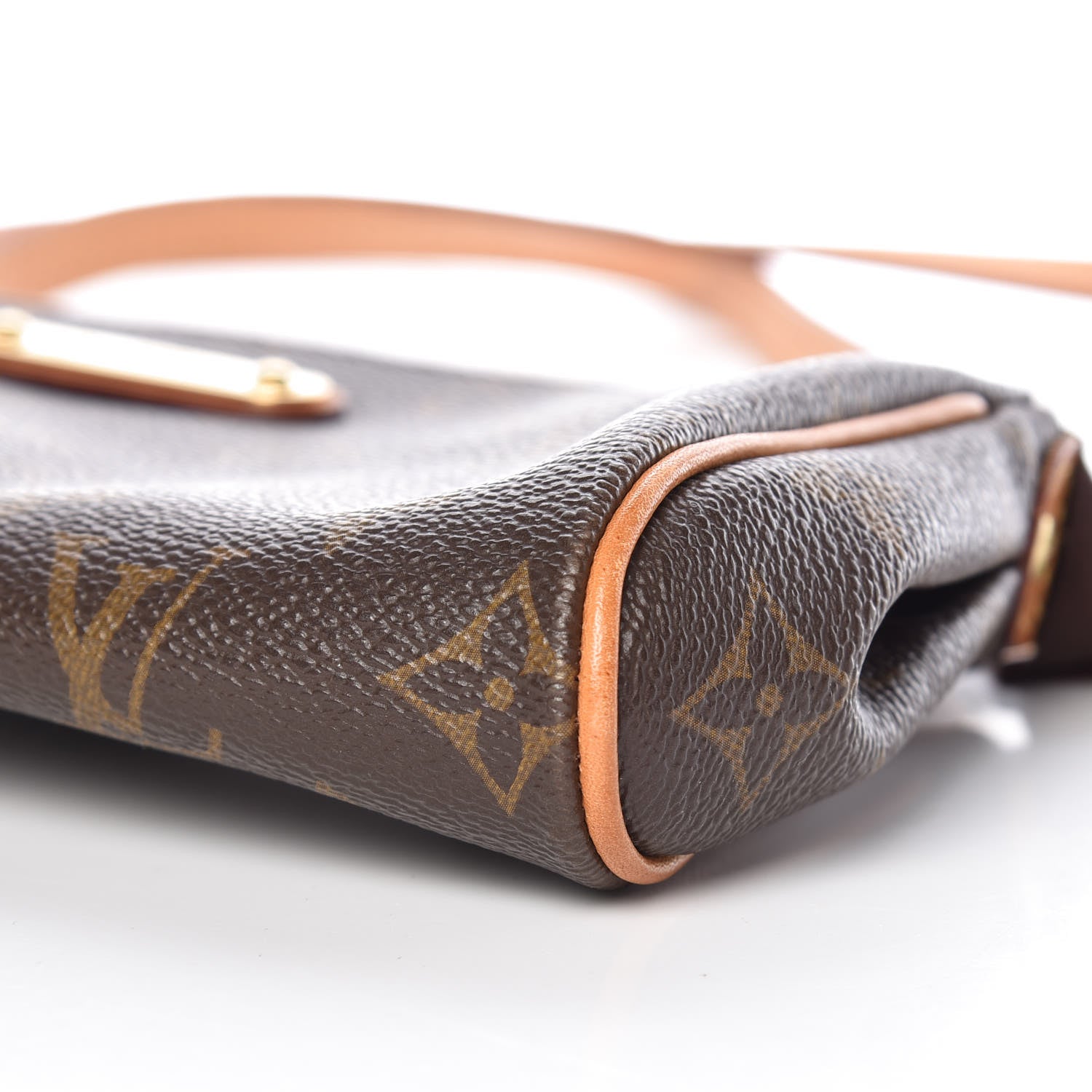 Louis Vuitton Monogram Eva Clutch 9 of 9