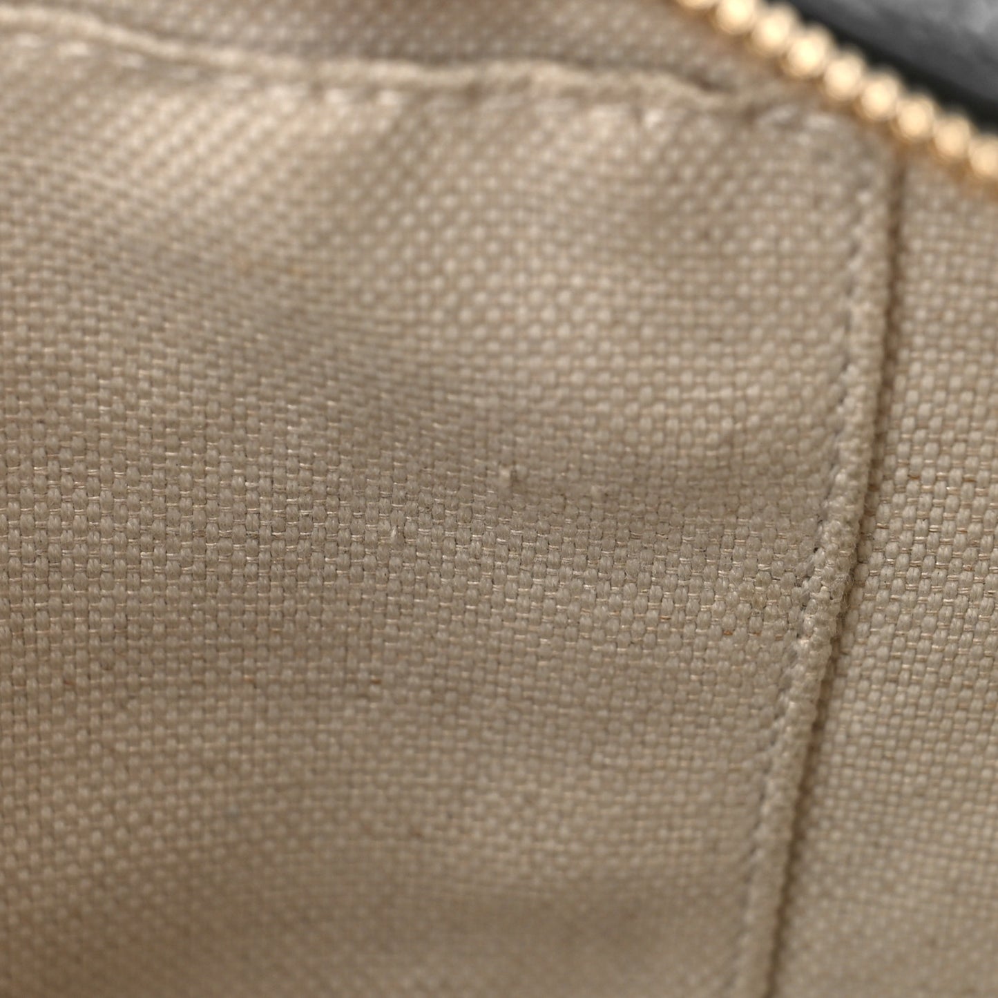 Pebbled Calfskin Small Soho Disco Bag Black