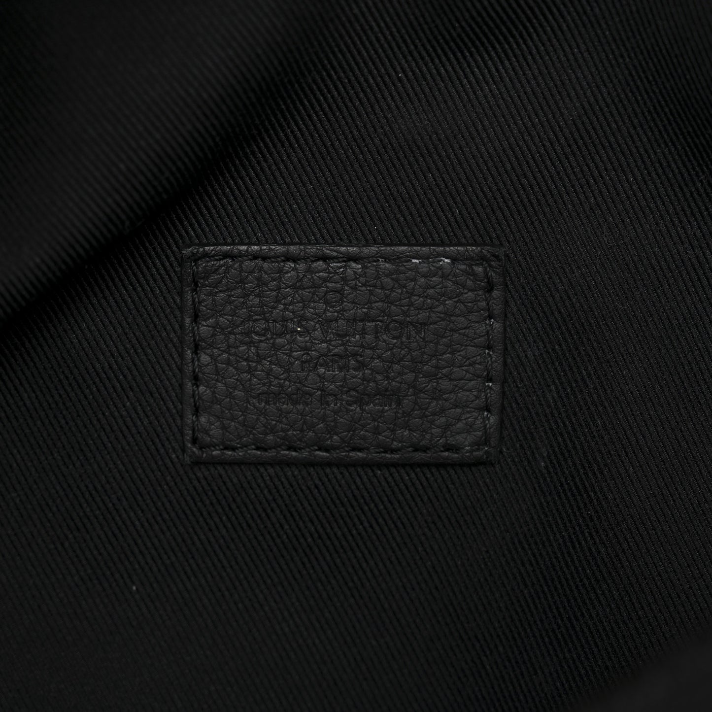 Calfskin Monogram Shadow Discovery Bumbag Black