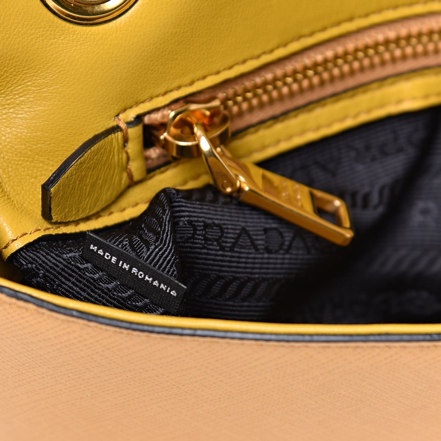 Saffiano Flap Shoulder Bag Mais