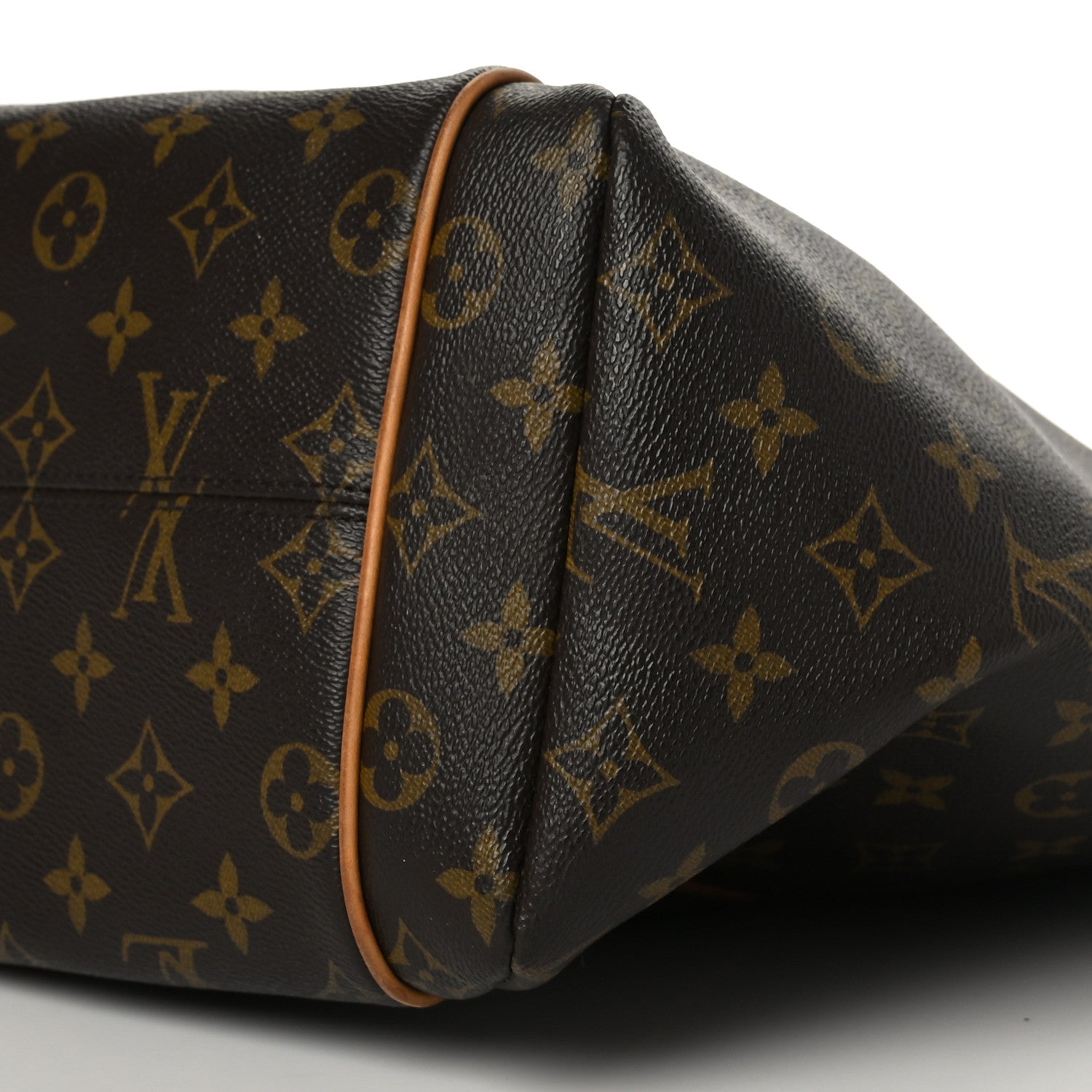 Louis Vuitton Monogram Totally MM 8 of 8