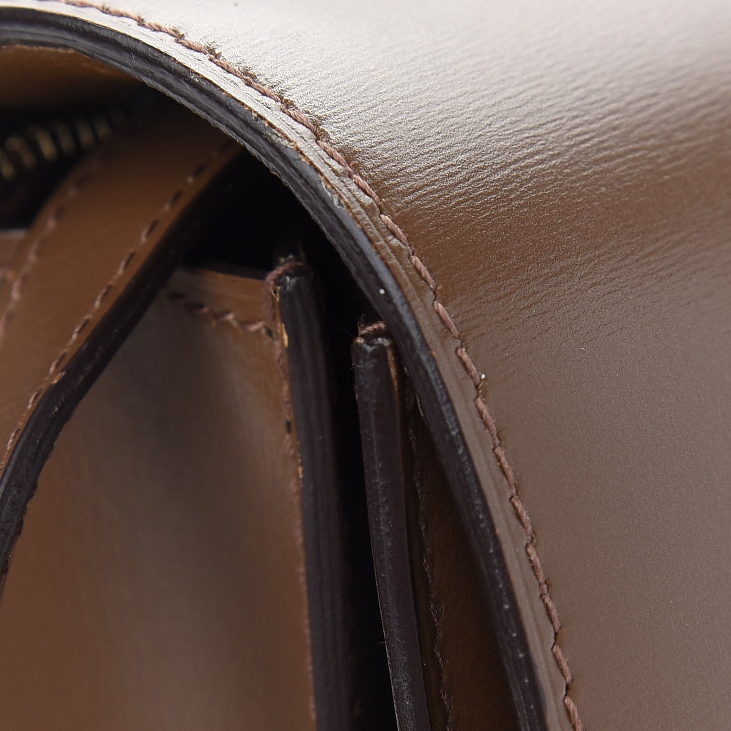 Box Calfskin Medium Classic Box Flap Bag Camel