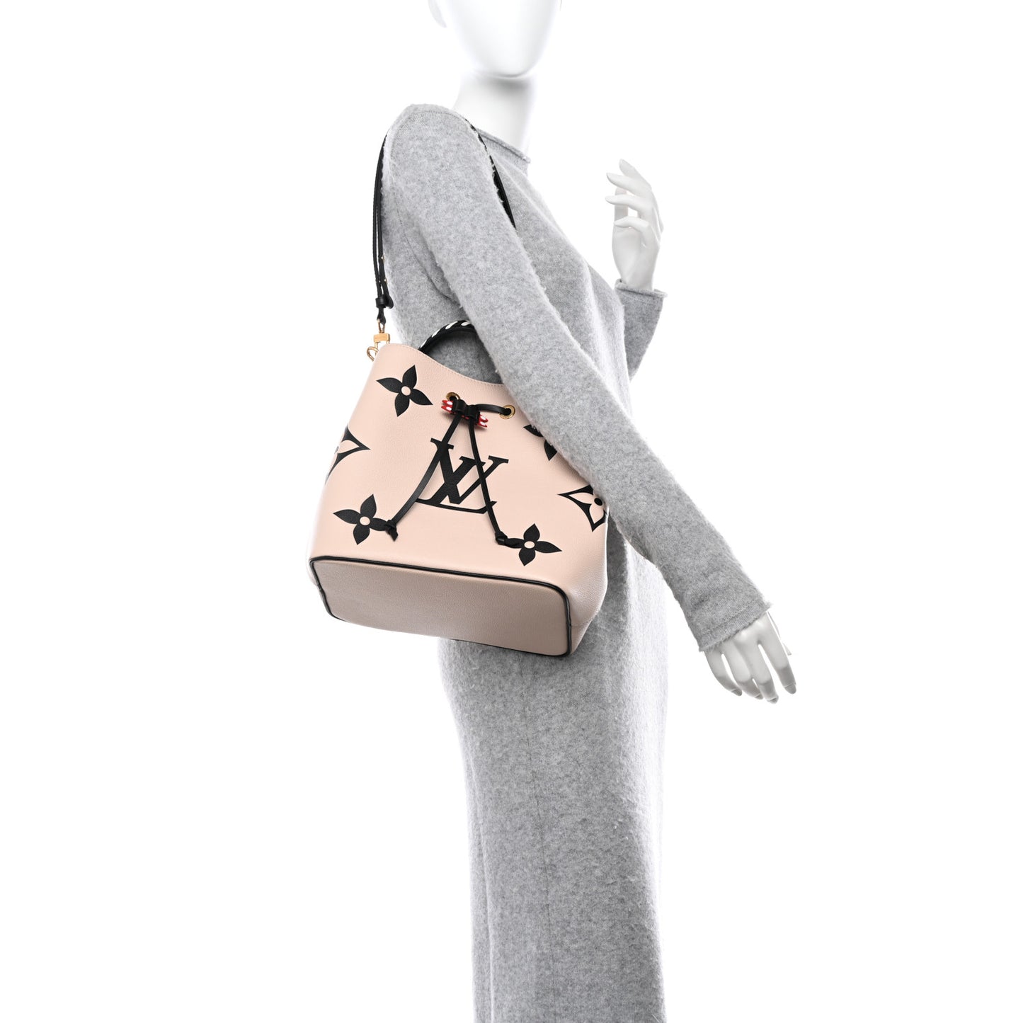 LOUIS VUITTON Empreinte Monogram Giant Crafty Neonoe MM Creme Black