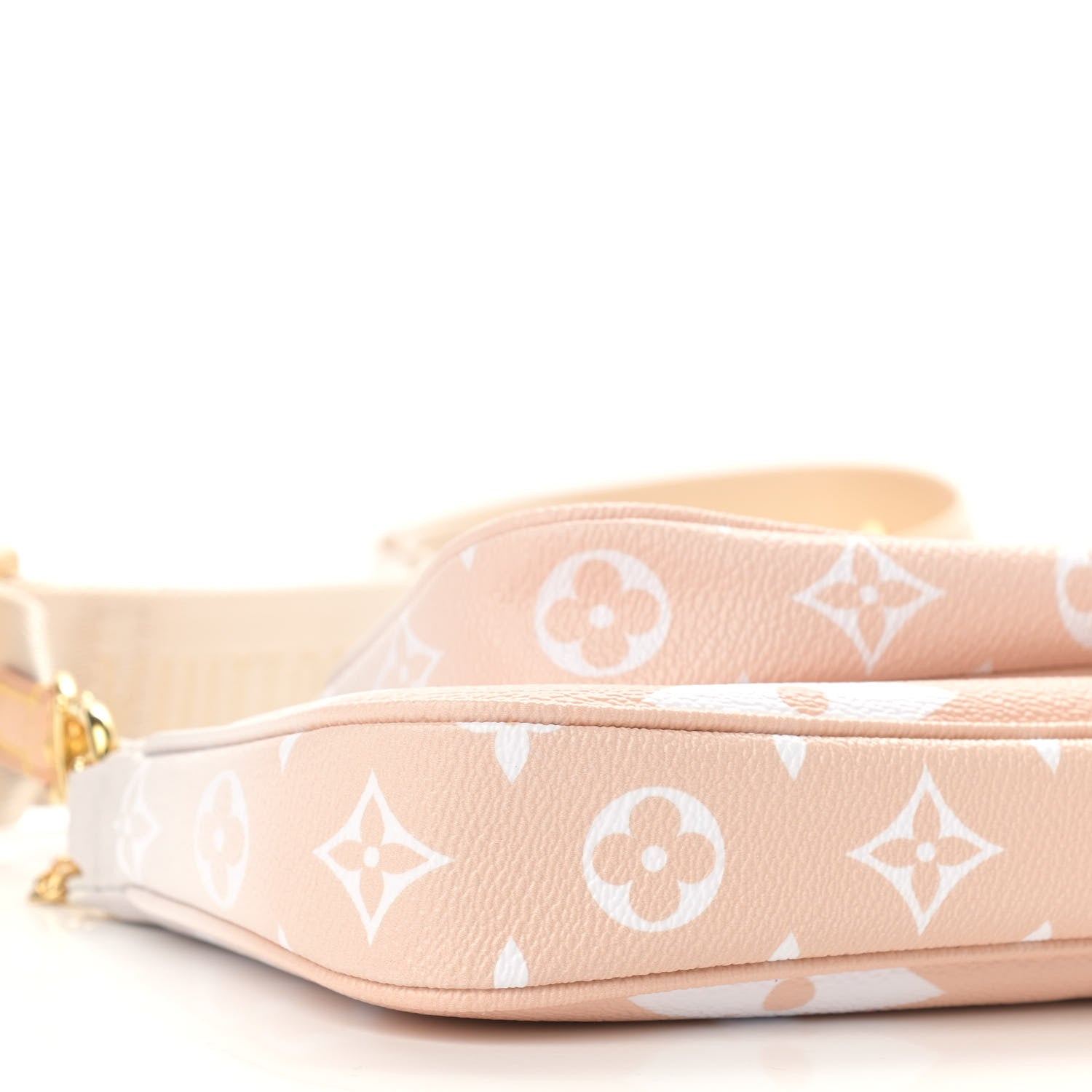 Louis Vuitton Monogram Giant By The Pool Multi Pochette Accessories Brume 9 of 10