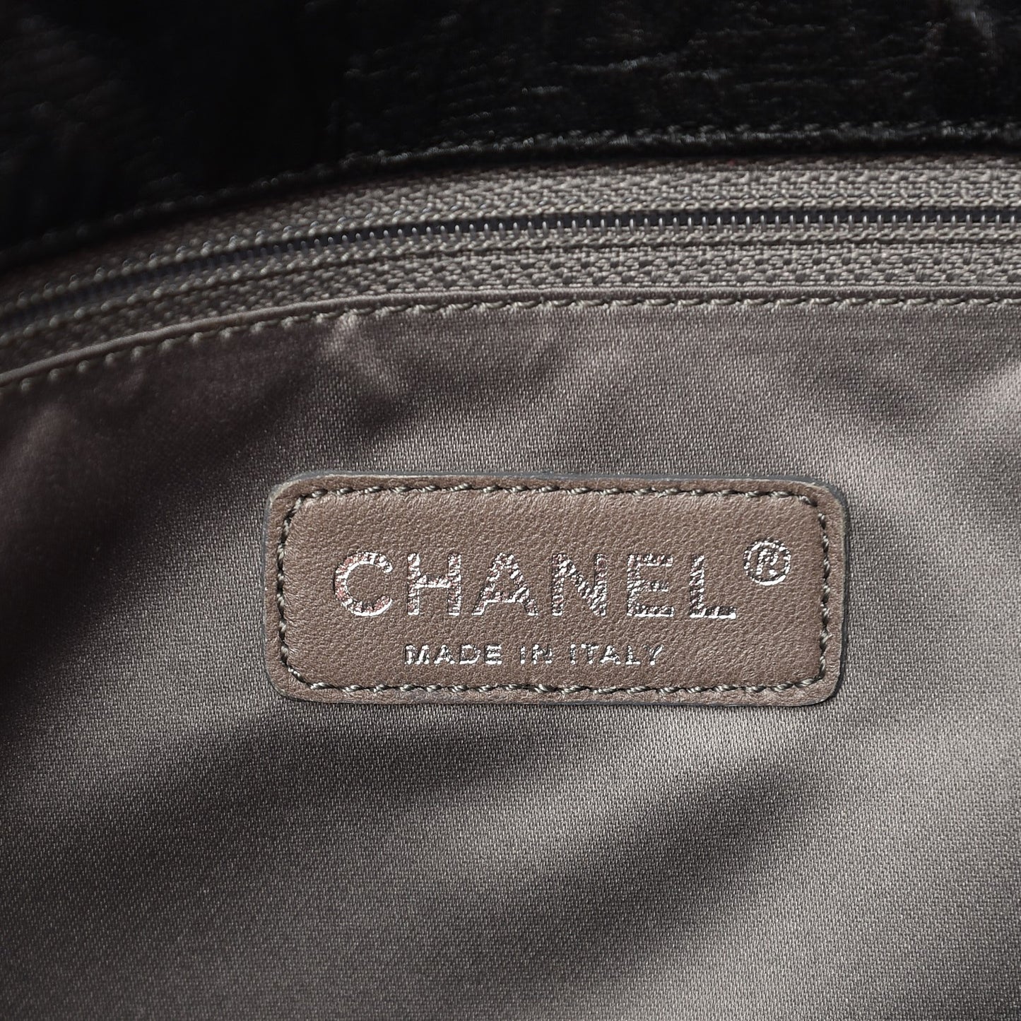 Coated Canvas Quilted Le Marais Flap Black