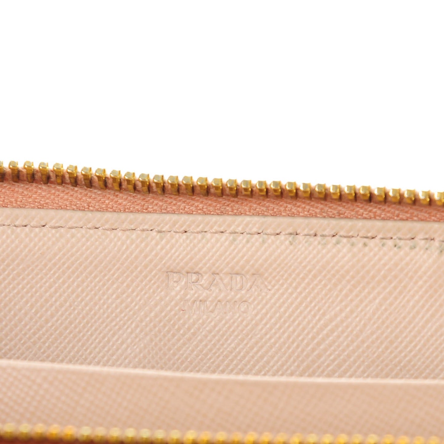 Saffiano Metal Zip Around Wallet Cammeo
